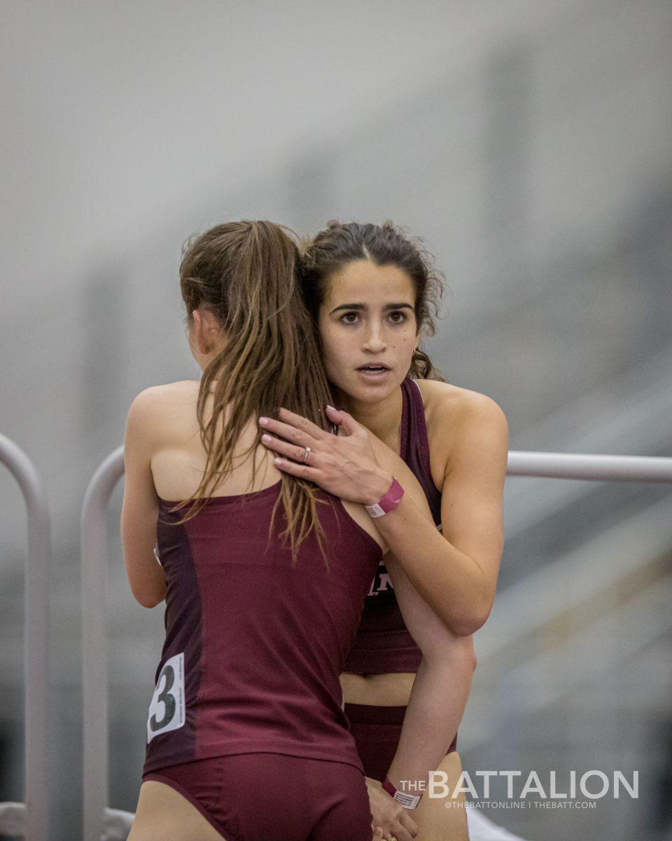 Junior Julia Black finished first in the women's 5000-meter run on Feb. 4, 2022.