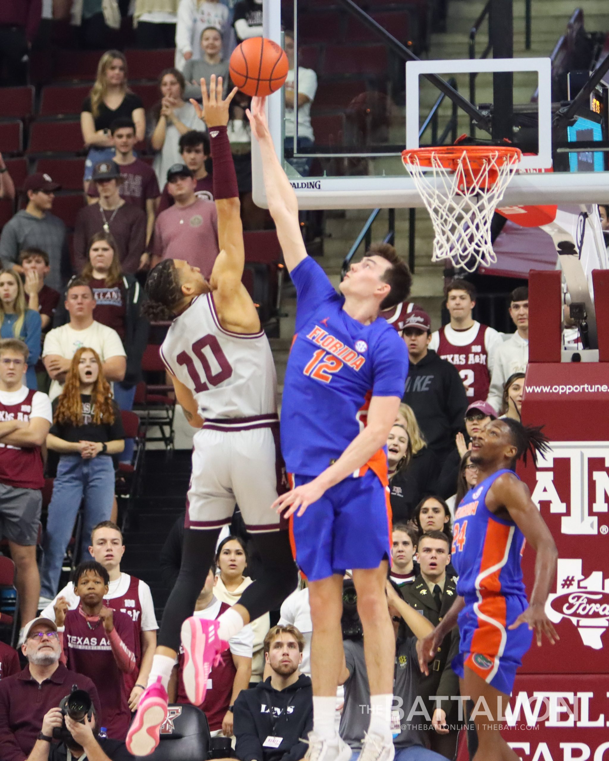 GALLERY: Men's Basketball vs. Florida