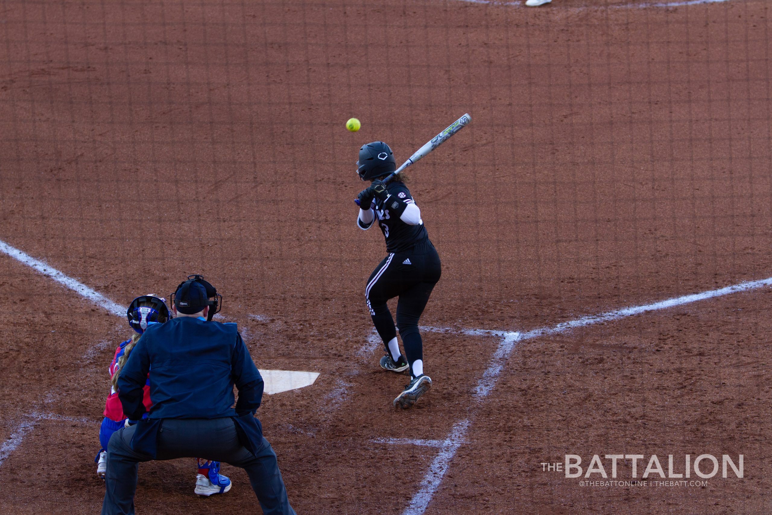 GALLERY: Softball vs. Kansas