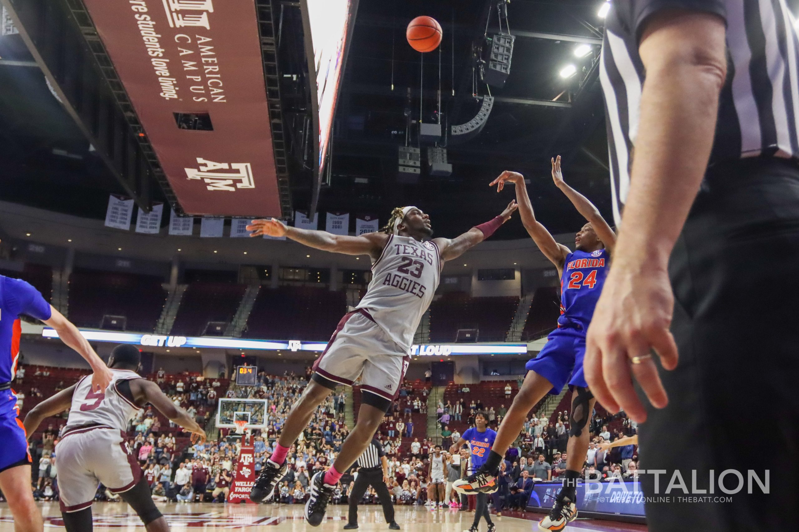 GALLERY: Men's Basketball vs. Florida