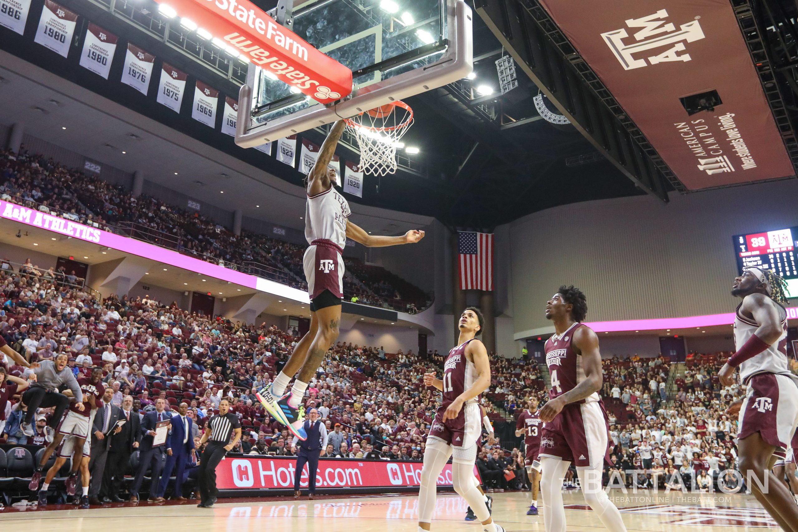 GALLERY: Men's Basketball vs. Mississippi State