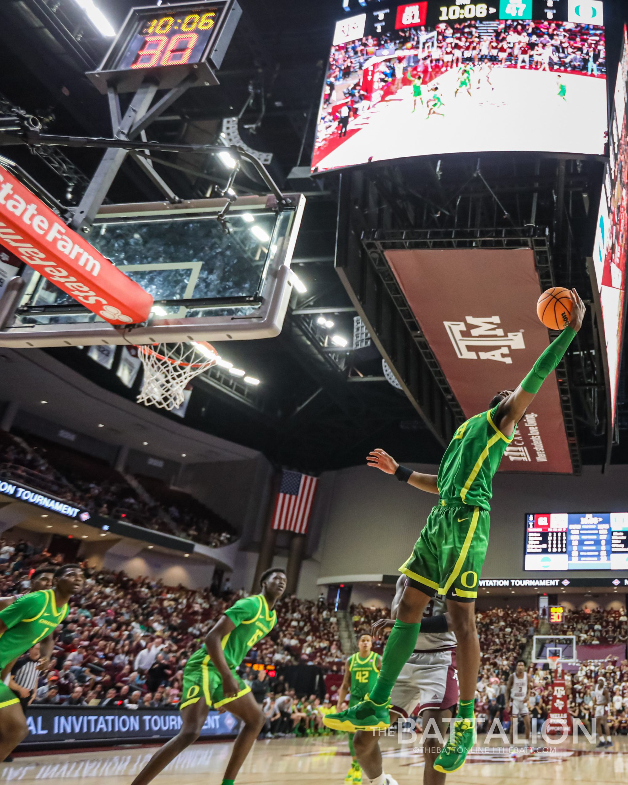 GALLERY: Men's Basketball vs. Oregon