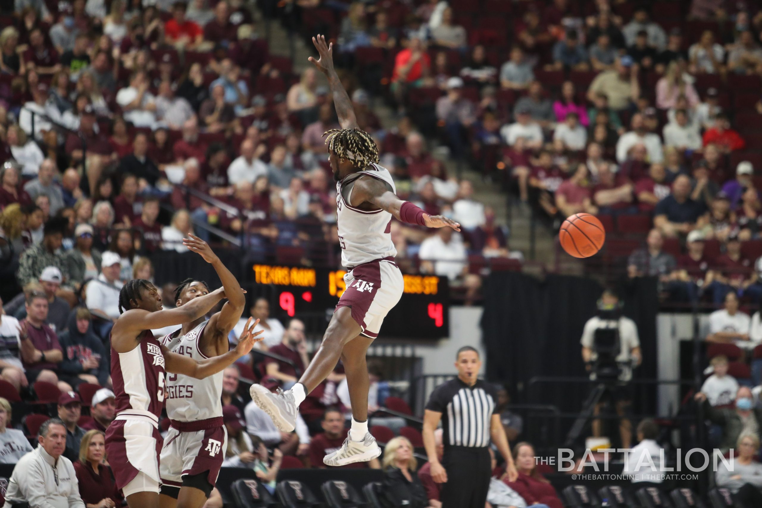 GALLERY: Men's Basketball vs. Mississippi State