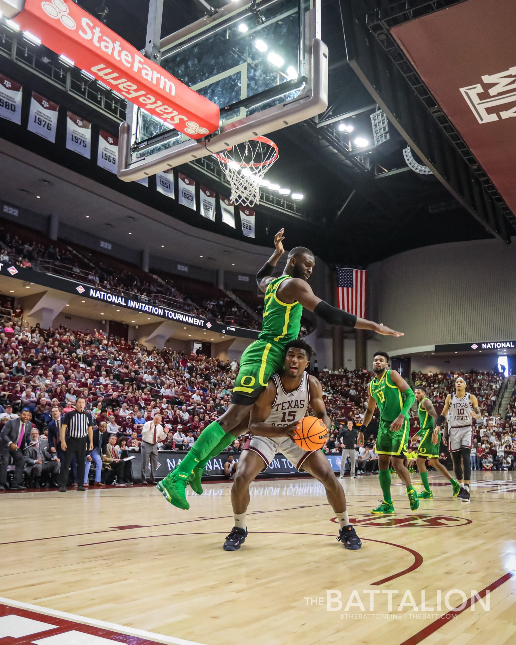 GALLERY: Men's Basketball vs. Oregon