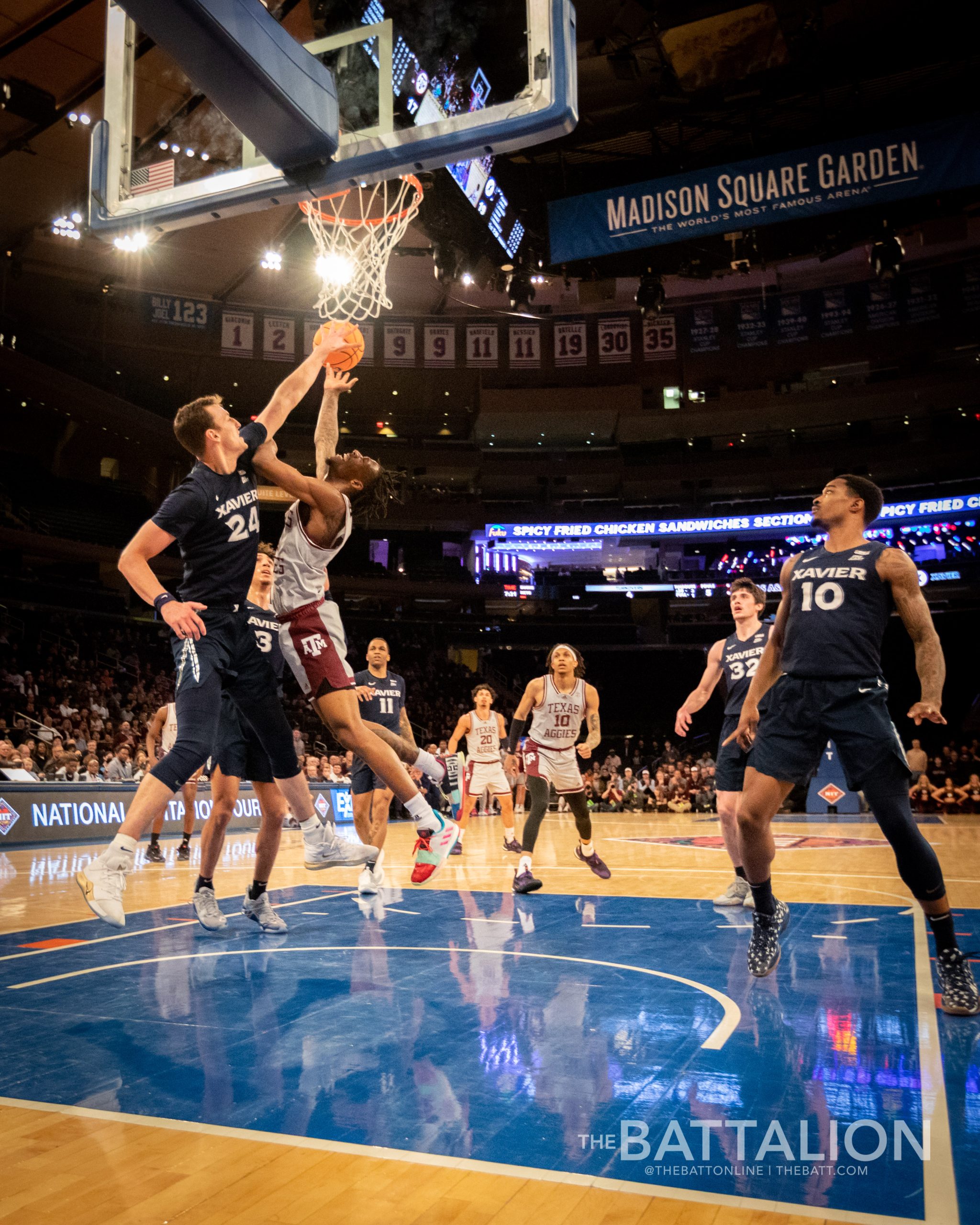 GALLERY: Men's Basketball vs. Xavier