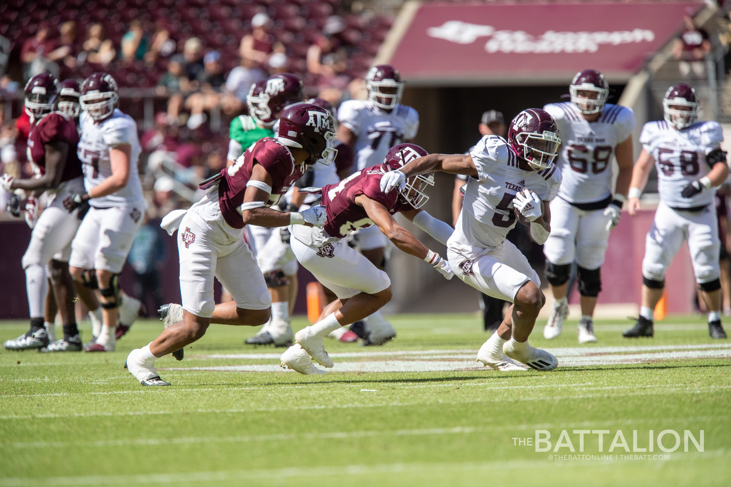 GALLERY%3A+Football+vs.+Maroon+and+White