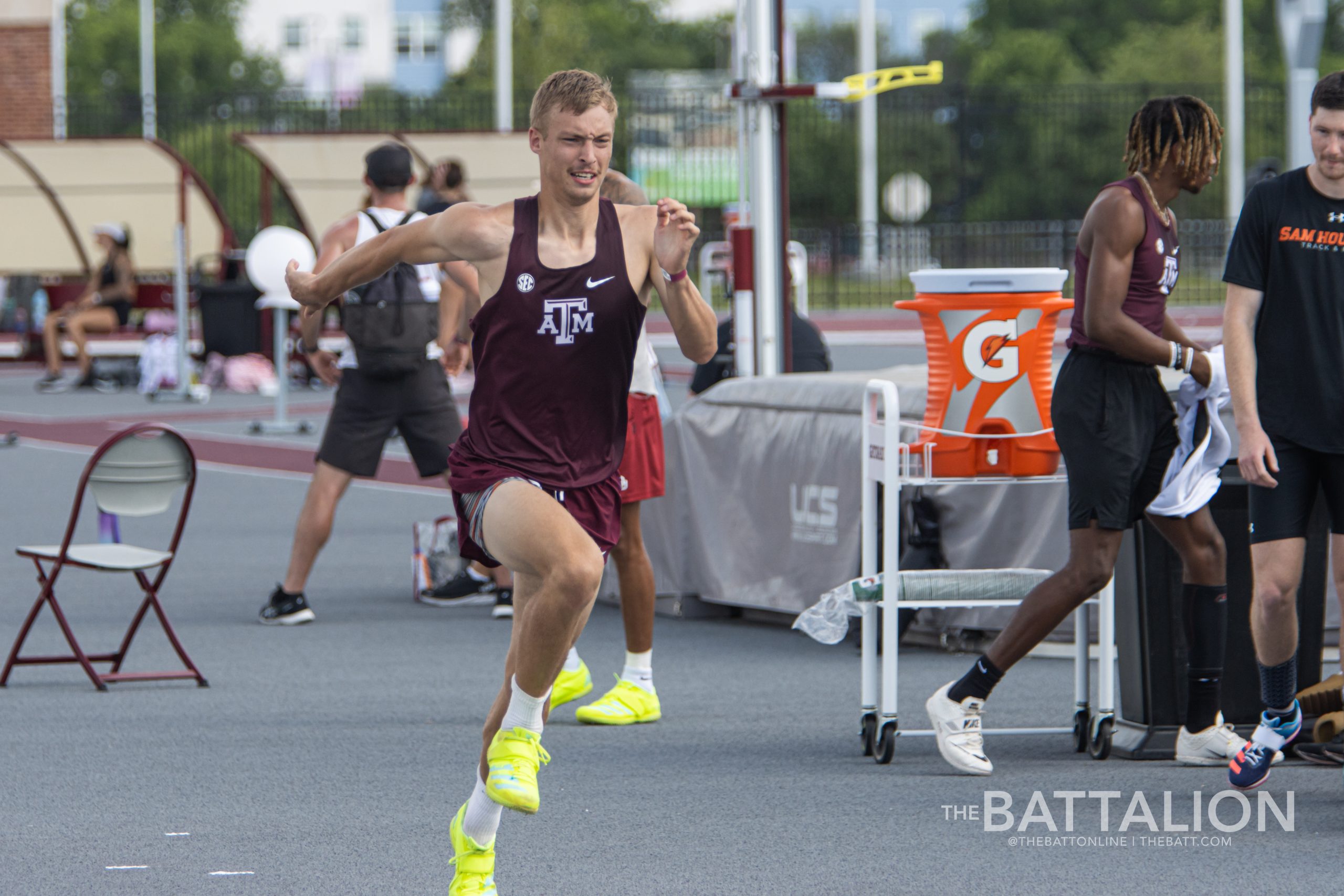 GALLERY: Track and Field vs. Alumni Muster