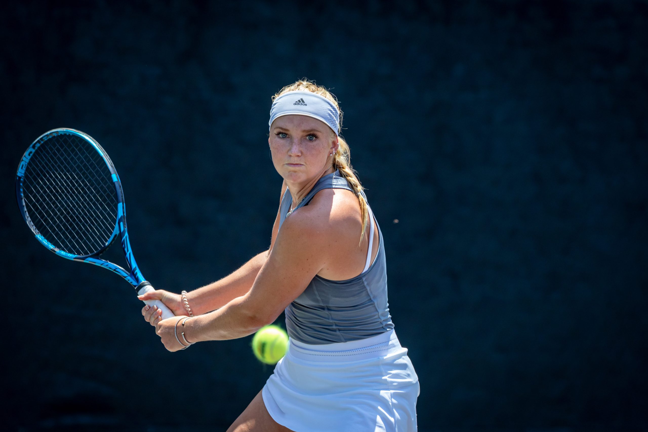 GALLERY%3A+Womens+Tennis+vs.+TAMU-CC