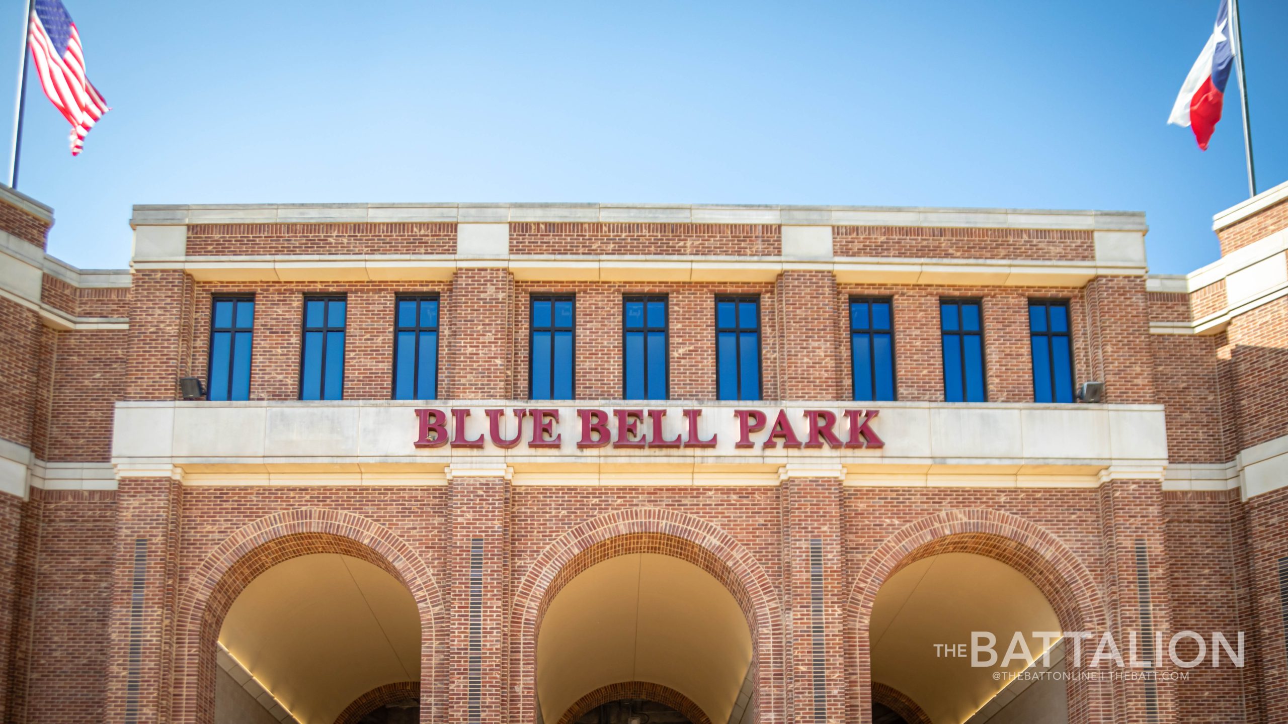 GALLERY: Baseball vs. Louisville (Game 1)