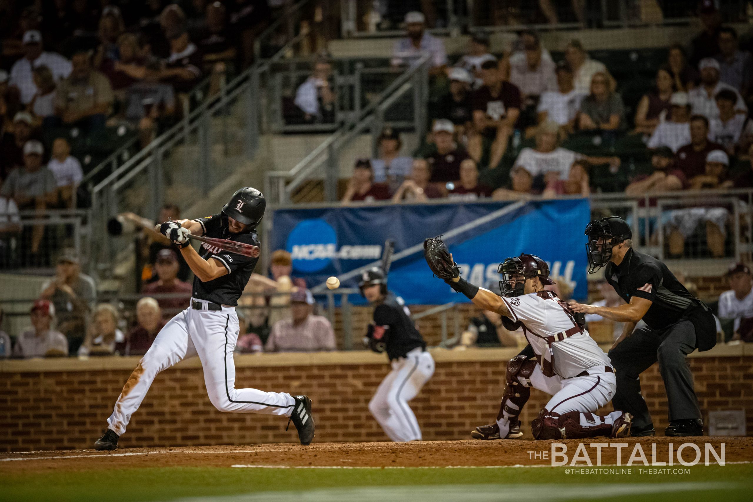 GALLERY: Baseball vs. Louisville (Game 1)