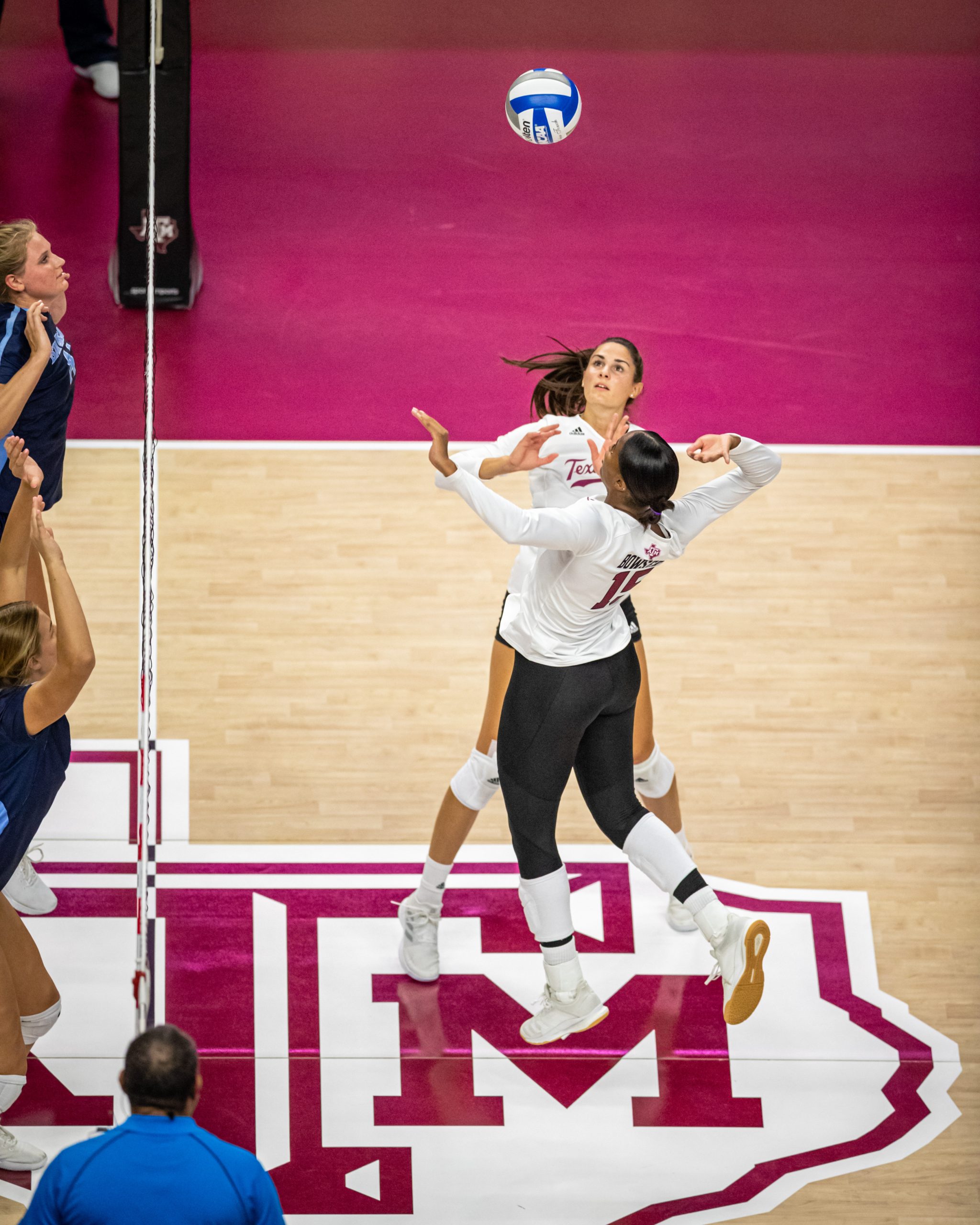 GALLERY: Volleyball vs. San Diego