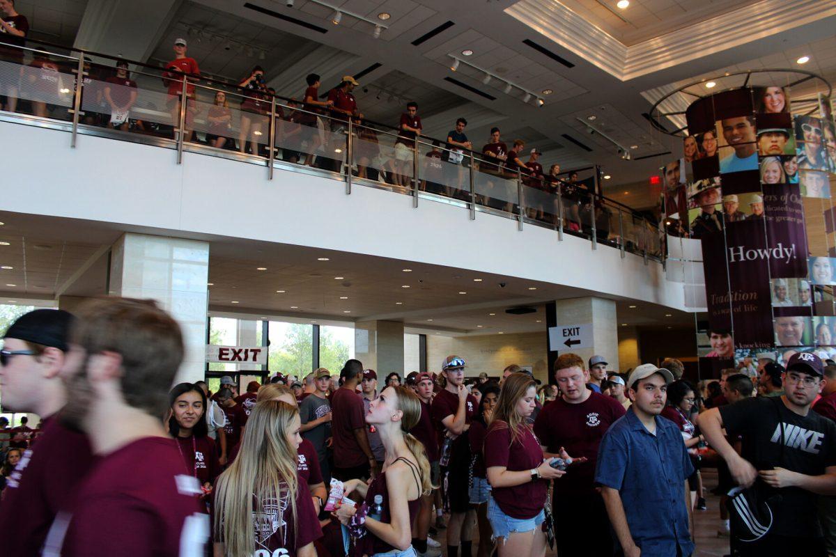 The crowd at GatheRing and Yell Practice inside the Clayton W. Williams, Jr. Alumni Center on Tuesday, Aug. 23, 2022.