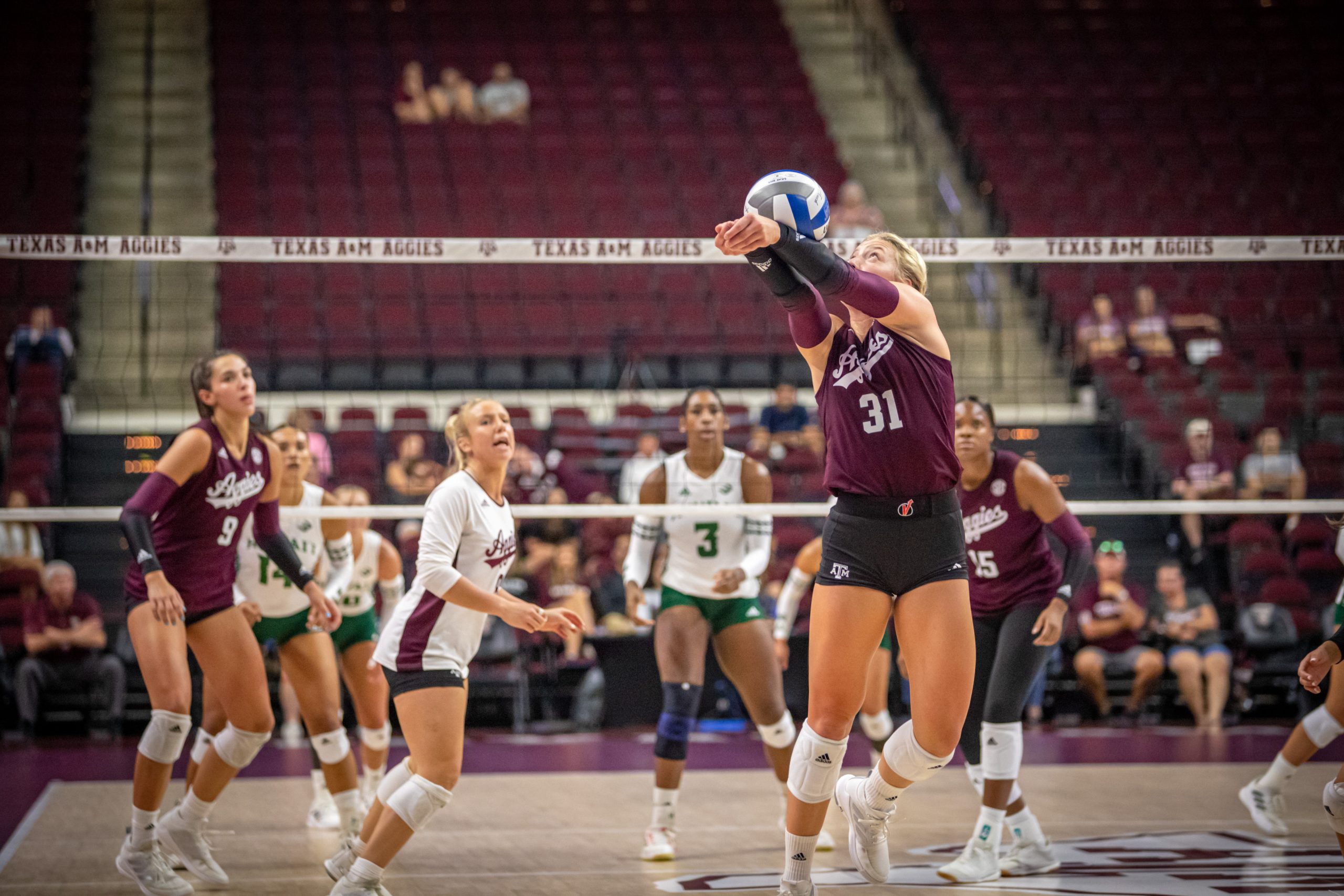 GALLERY%3A+Volleyball+vs.+Hawaii