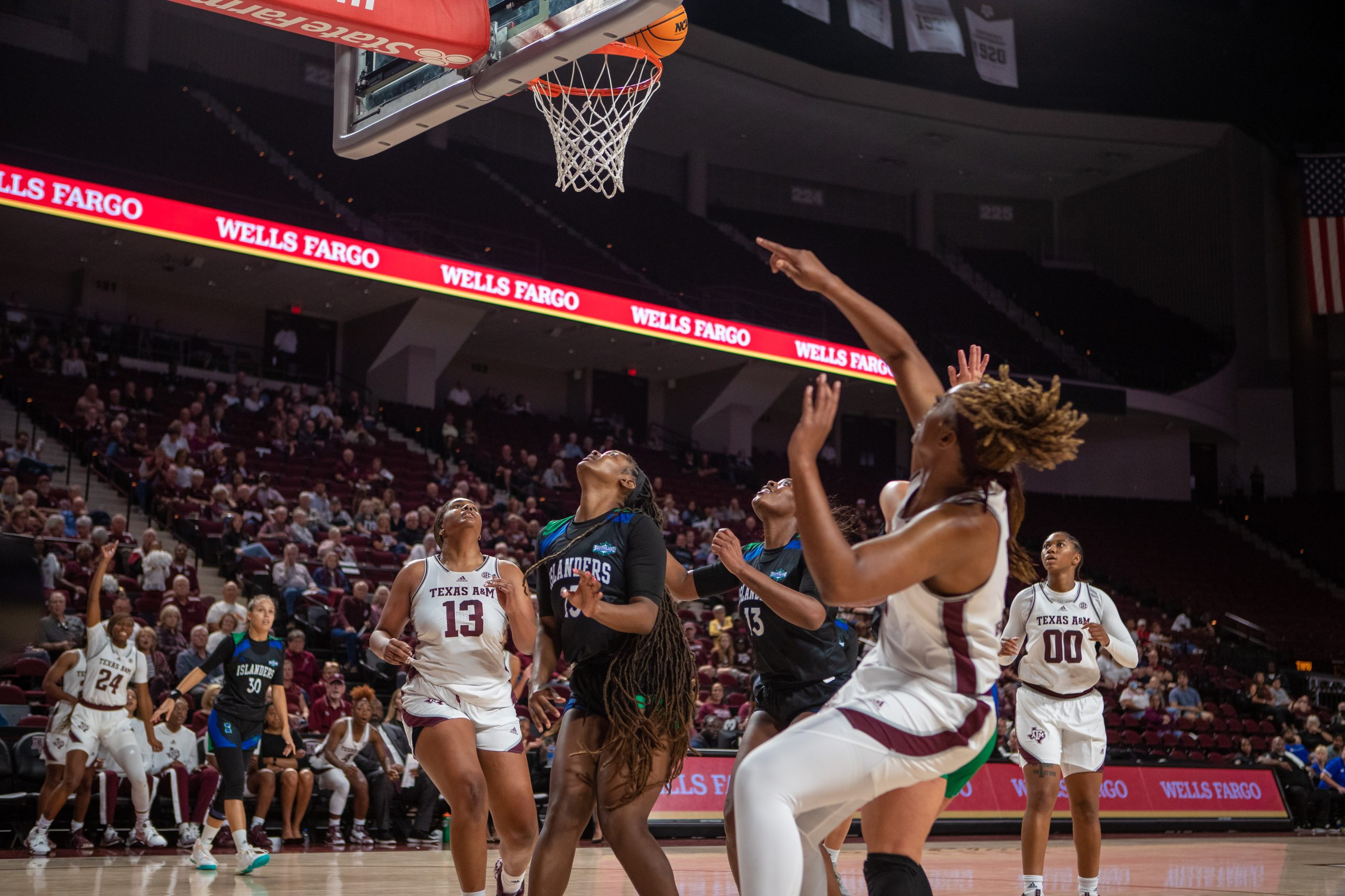 GALLERY: Women's Basketball vs. TAMU-CC