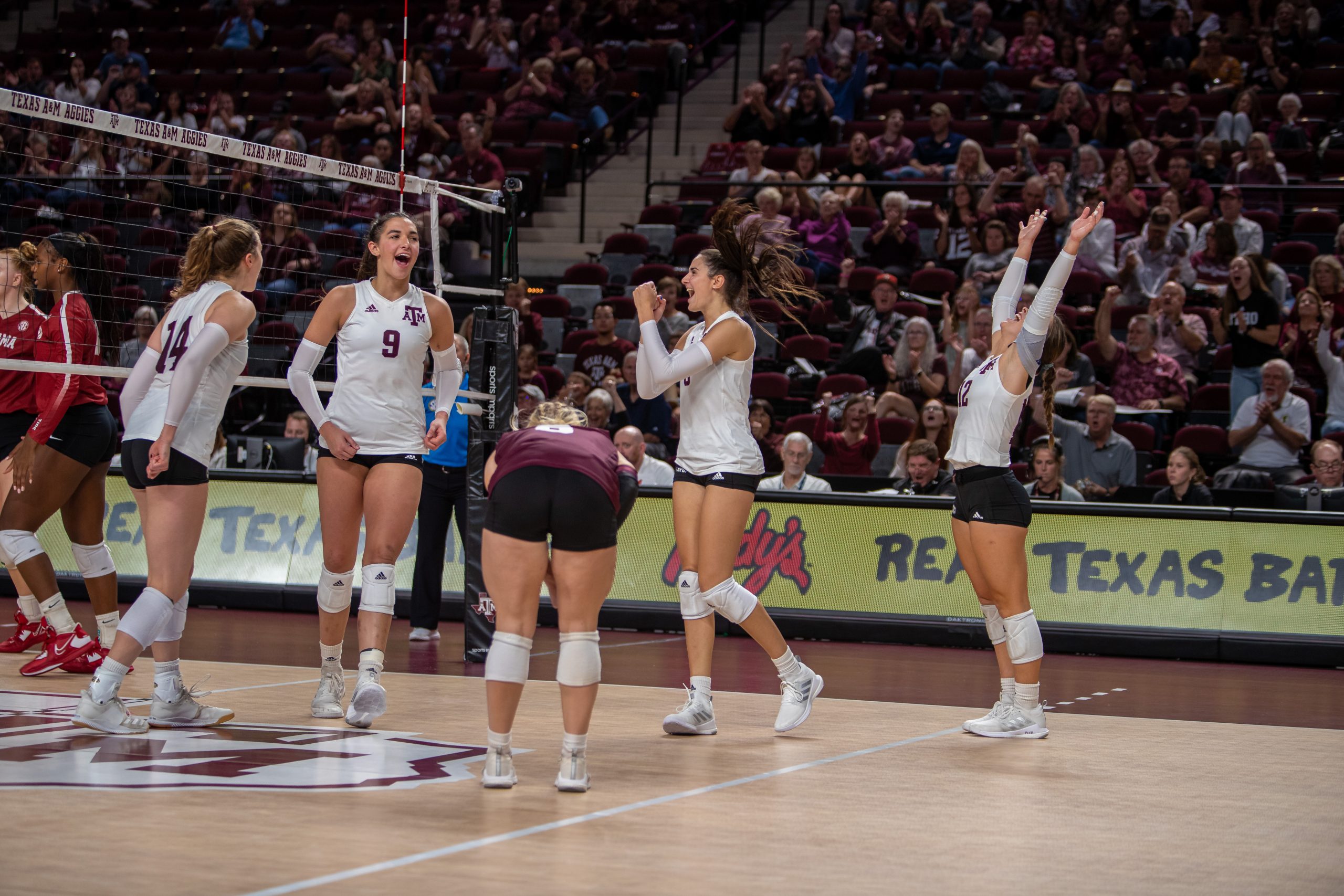 GALLERY%3A+Volleyball+vs.+Alabama