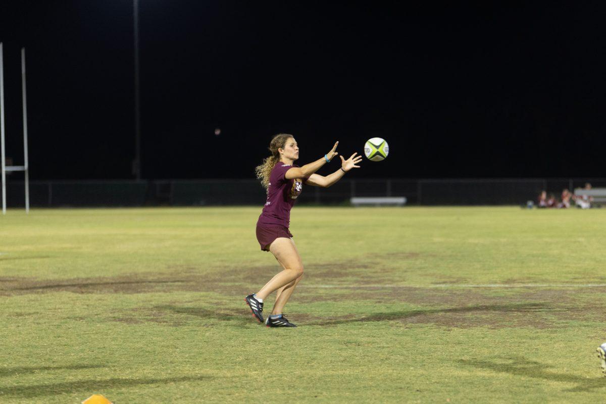 <p><span>Junior inside center Suuzanne Eubank prepares to catch the ball during practice at Penberthy Field on Oct. 5, 2022.</span></p>