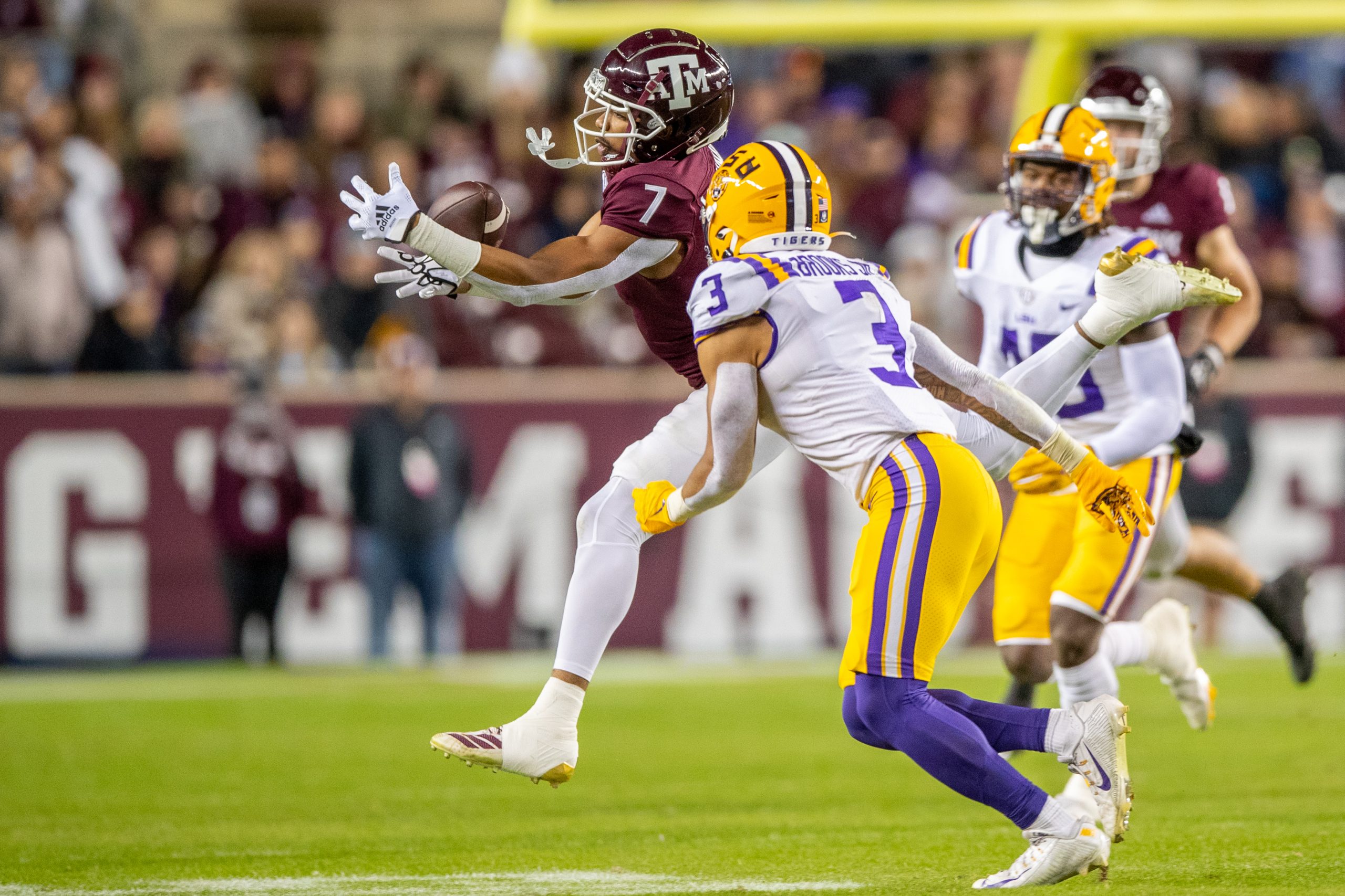 GALLERY: Football vs. LSU