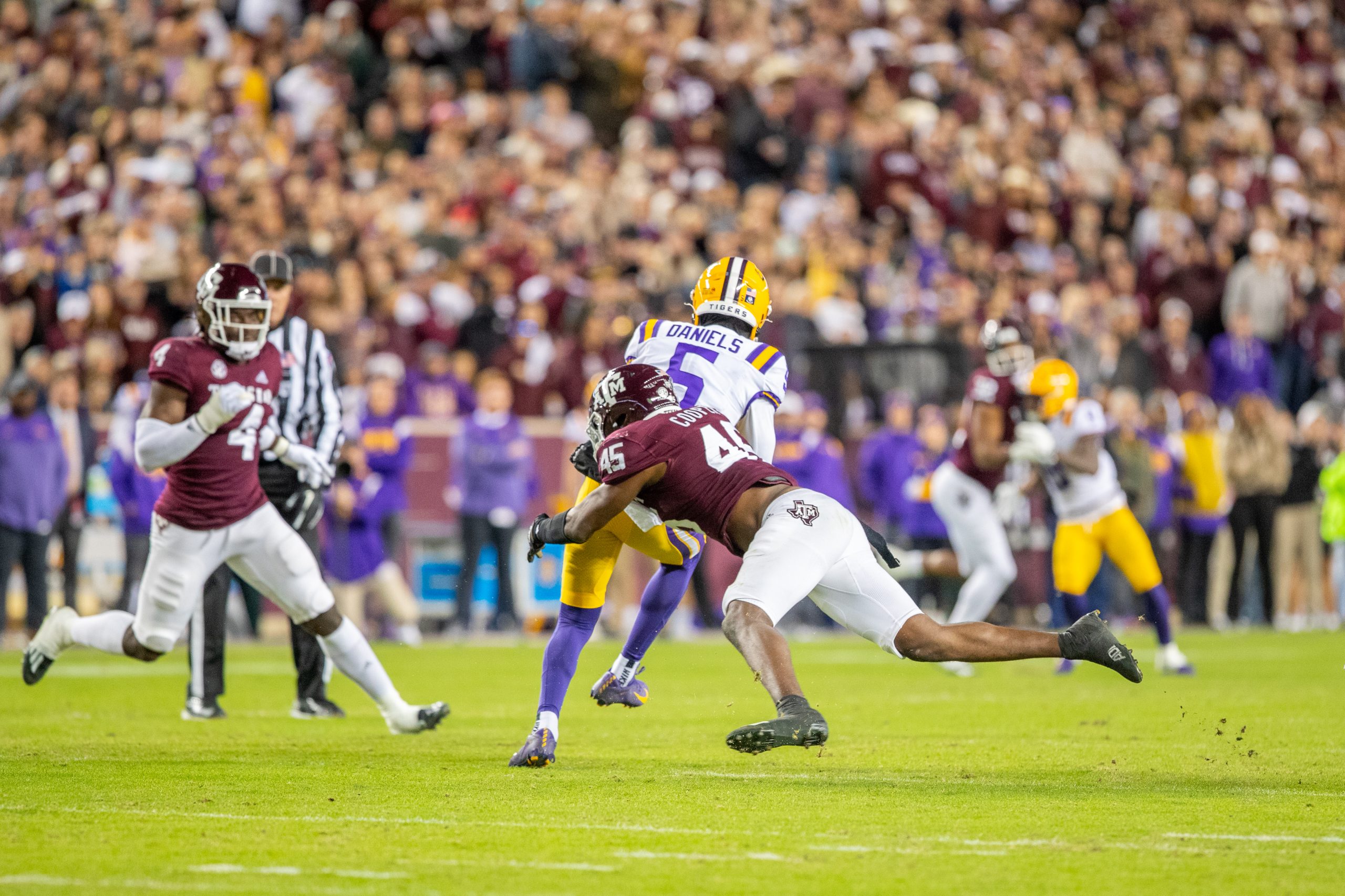 GALLERY: Football vs. LSU