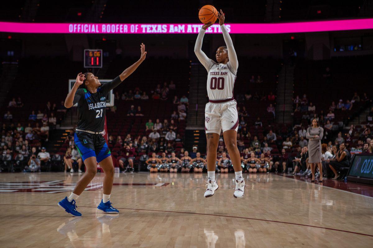 Freshman G Sydney Bowles (00) shoots the ball during A&Ms game against Texas A&M-Corpus Christi at Reed Arena on Thursday, Nov. 10, 2022.