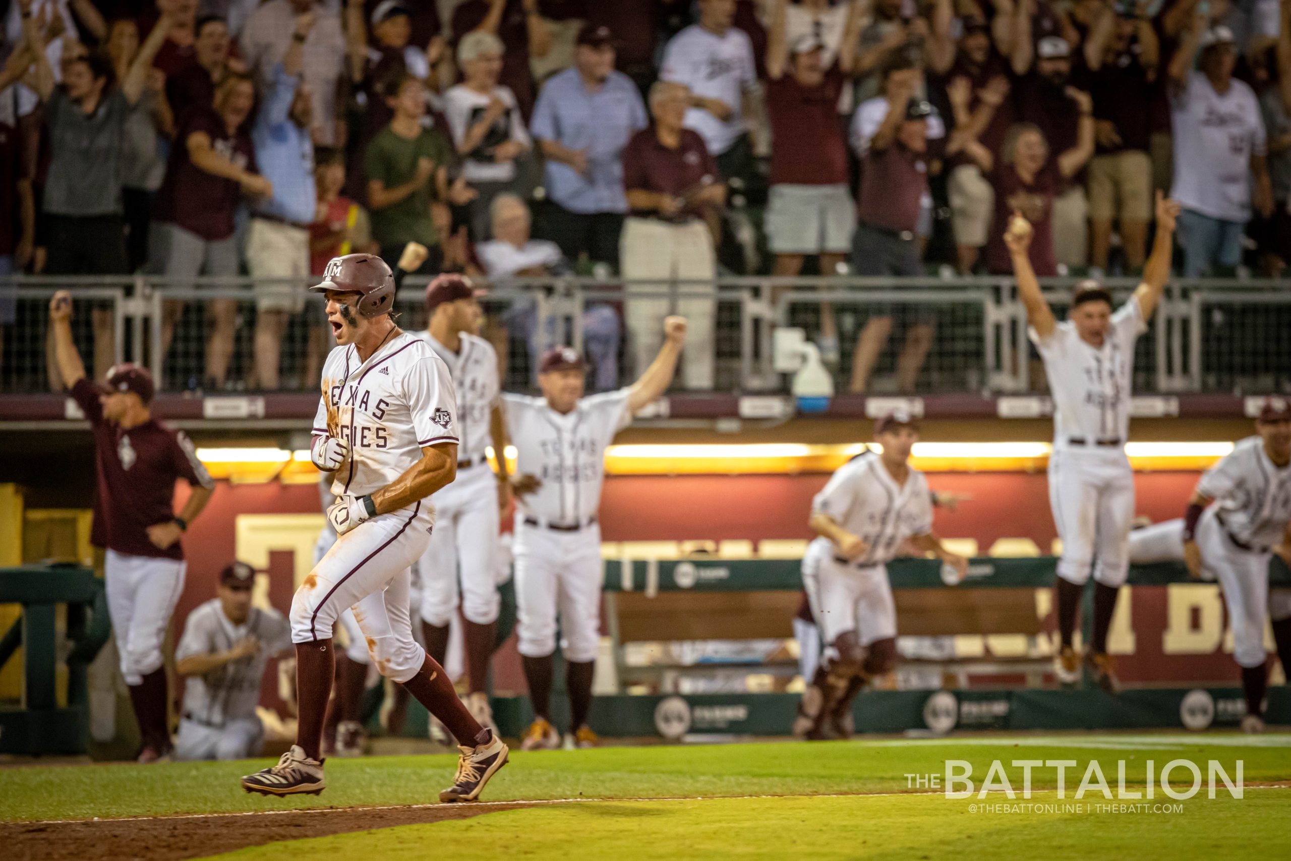 GALLERY: Baseball vs. Louisville (Game 1)