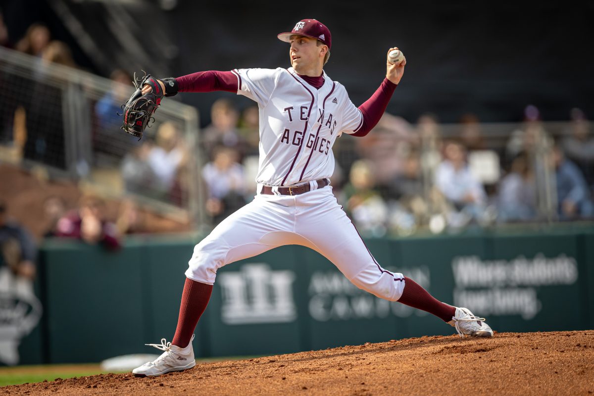 Sophomore LHP Troy Wansing (17) pitches from the mound during Texas A&amp;M's game against Seattle U on Saturday, Feb. 18, 2023.