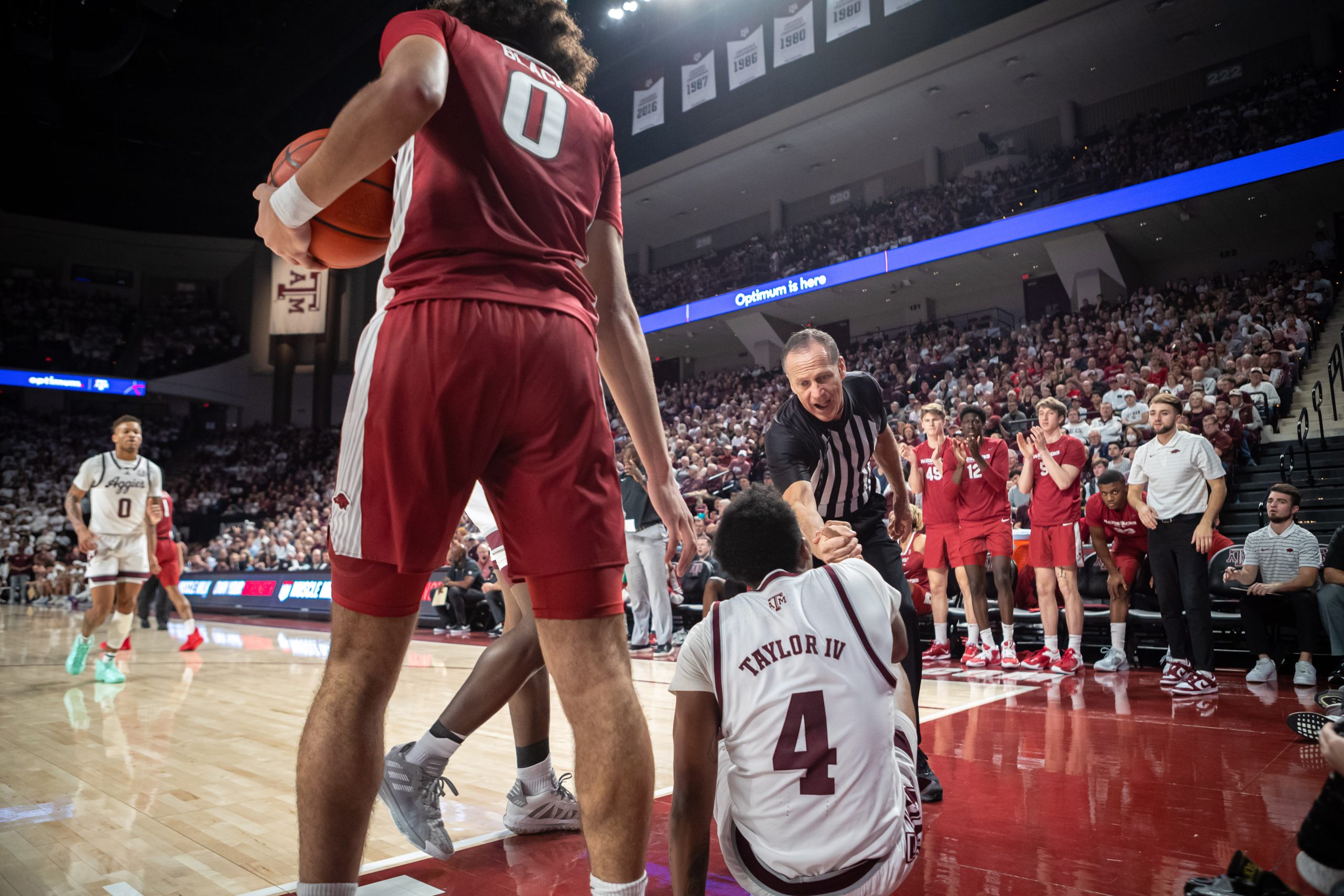 GALLERY: Men's Basketball vs. Arkansas