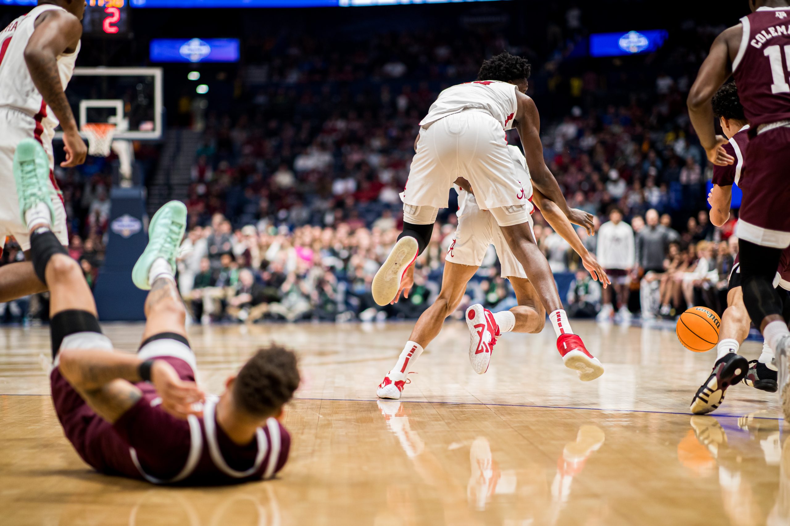 GALLERY: Men's Basketball vs. Alabama