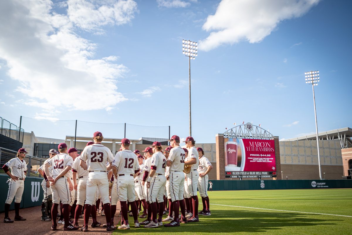 The+Aggies+huddle+up+before+the+start+of+their+game+against+the+Prairie+View+A%26amp%3BM+Panthers+at+Olsen+Field+on+Wednesday%2C+April+19%2C+2023.