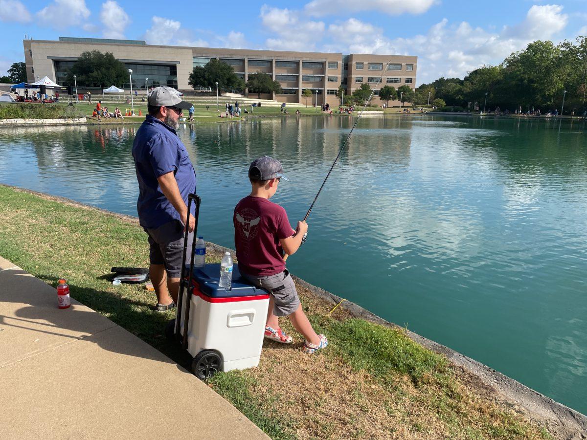 The Presidential Library invites you and your family to take part in its annual fishing event hosted by the College Station Police Department. 