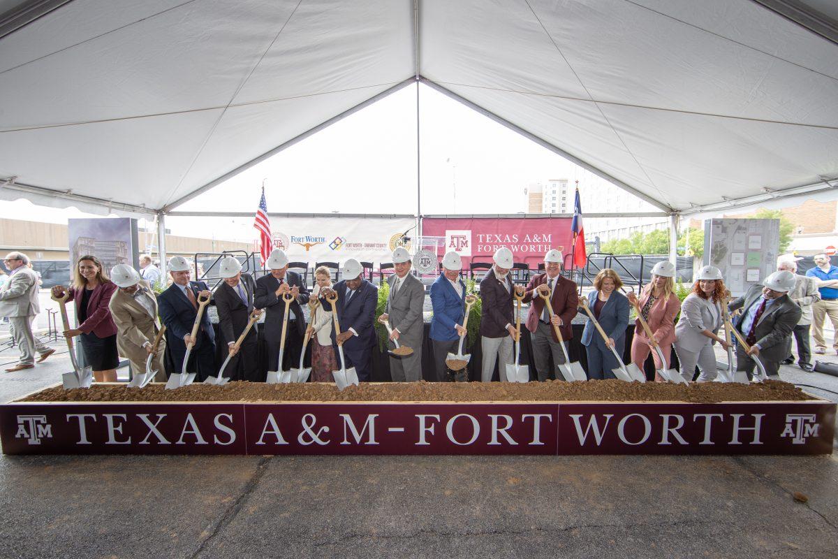 Texas A&M’s newest campus broke ground on construction, with three buildings planned to be completed by 2027. Texas A&M-Fort Worth is already attracting large companies to form partnerships with the campus, announced at the groundbreaking ceremony. 