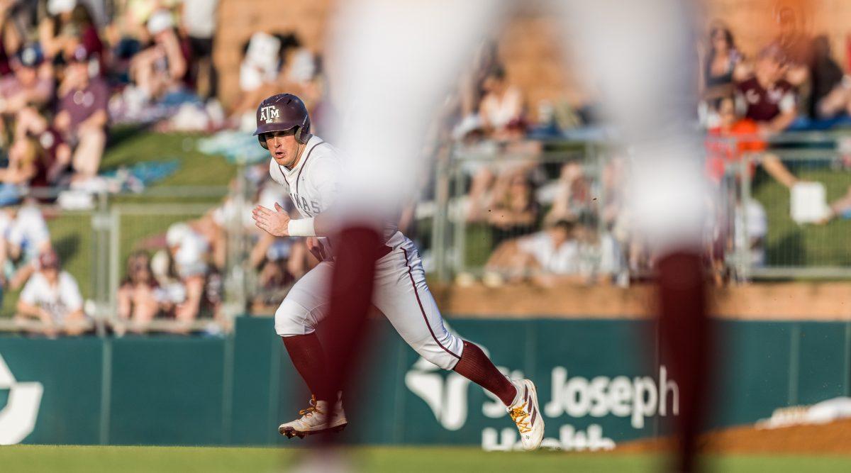 Junior ULT Ryan Targac (16) runs to second base during a game vs. Alabama on Friday, May 12, 2023.