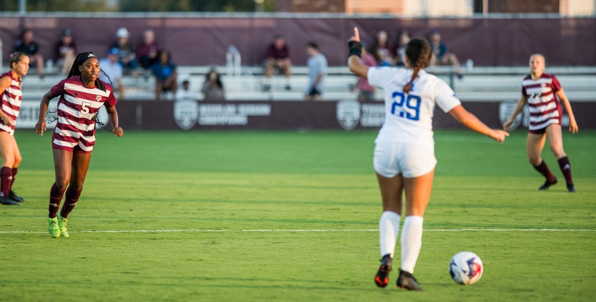 Junior F MaKhiya McDonald (5) gets ready for Kentucky M Sophia Caruso's (29) free kick at Texas A&amp;M's game against Kentucky at Ellis Field on Friday, Sept. 15, 2023. (Connor May/The Battalion)