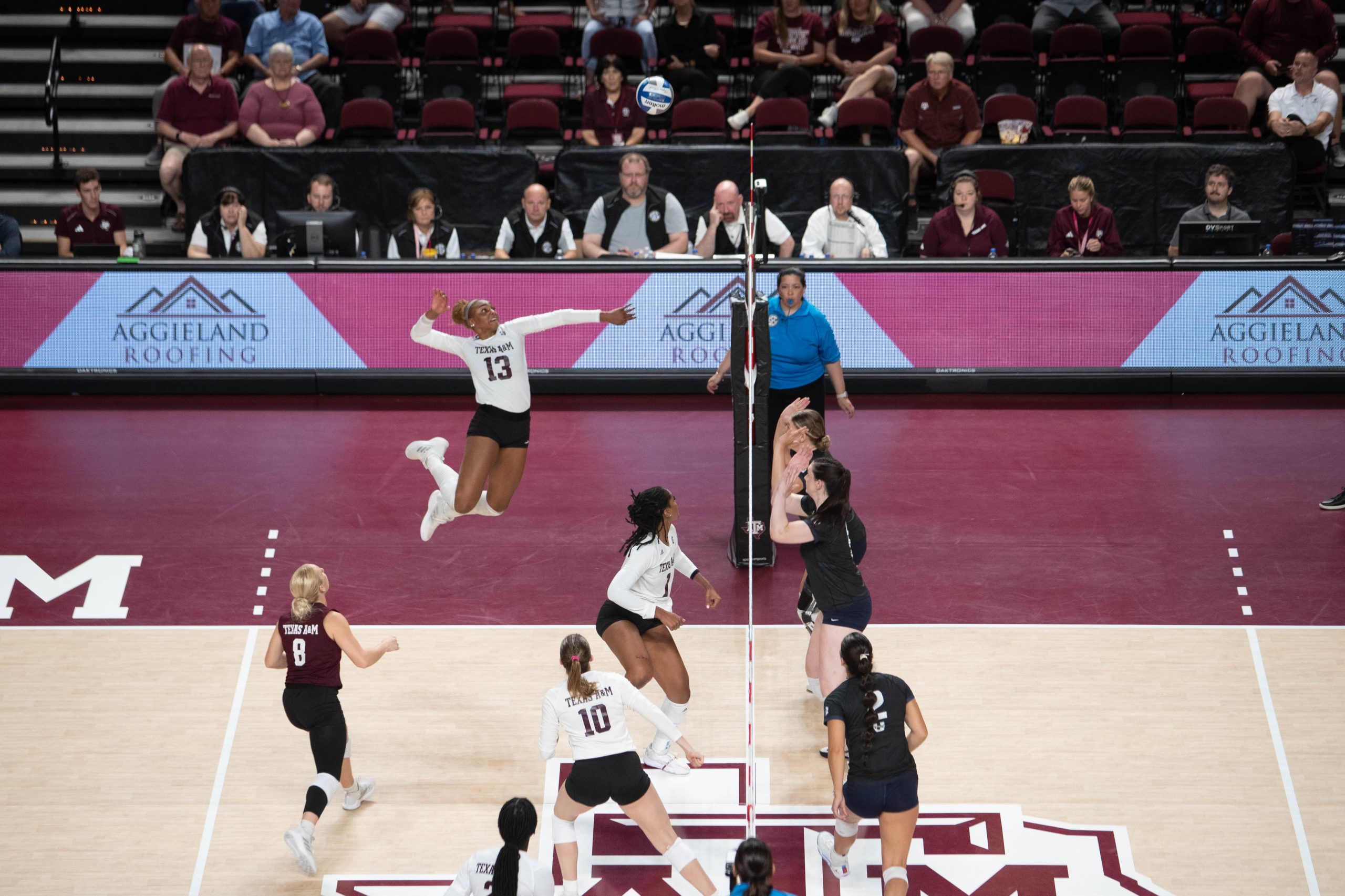 GALLERY:Volleyball vs. Utah State