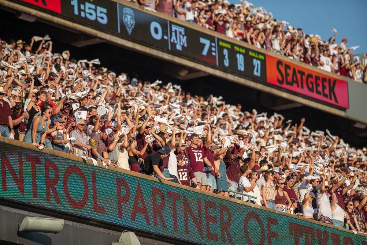 Fans+celebrate+during+a+game+vs.+New+Mexico+on+Saturday%2C+Sept.+2%2C+2023.
