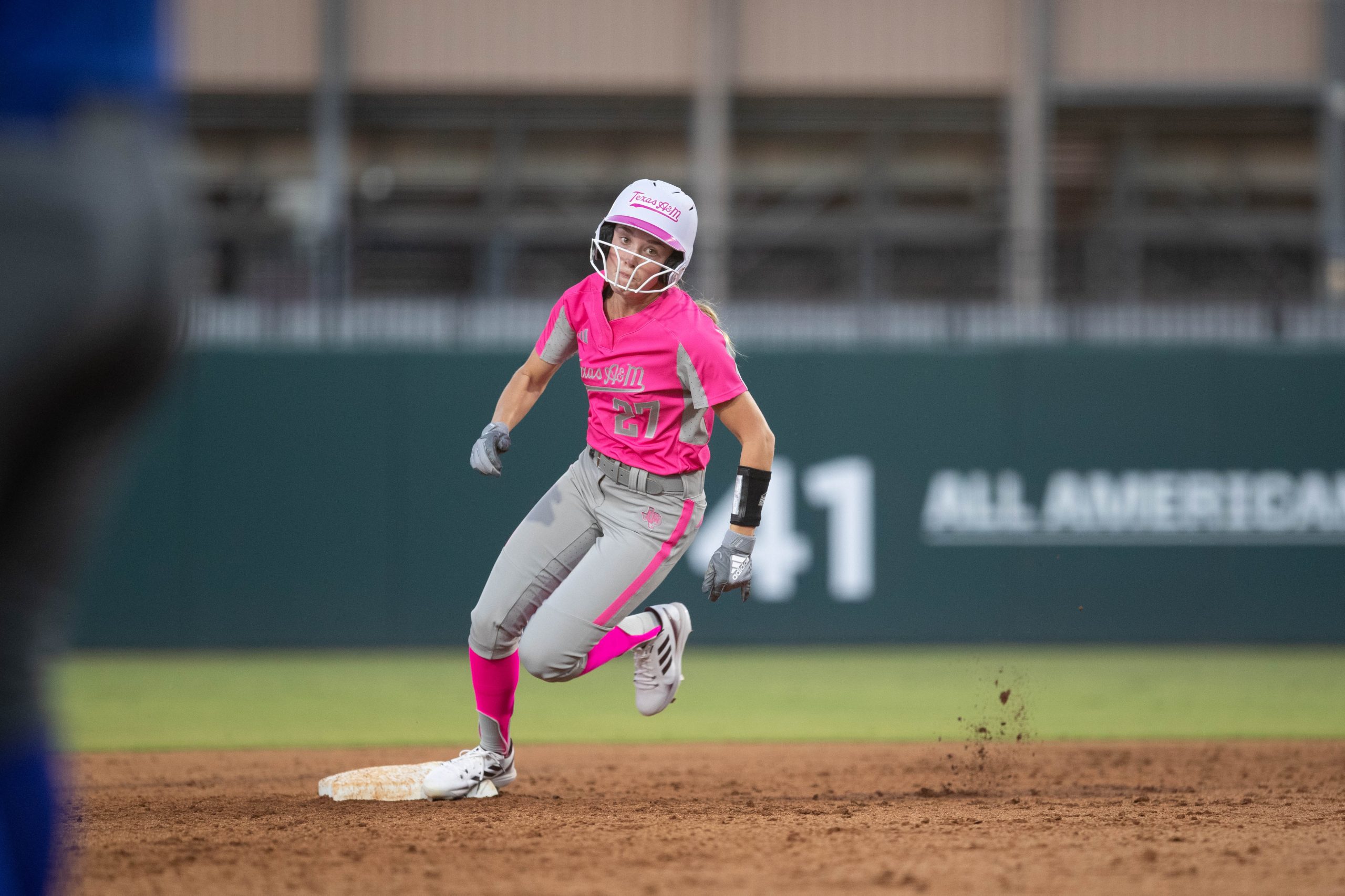 GALLERY%3A+Softball+Scrimmage+vs.+Blinn+College