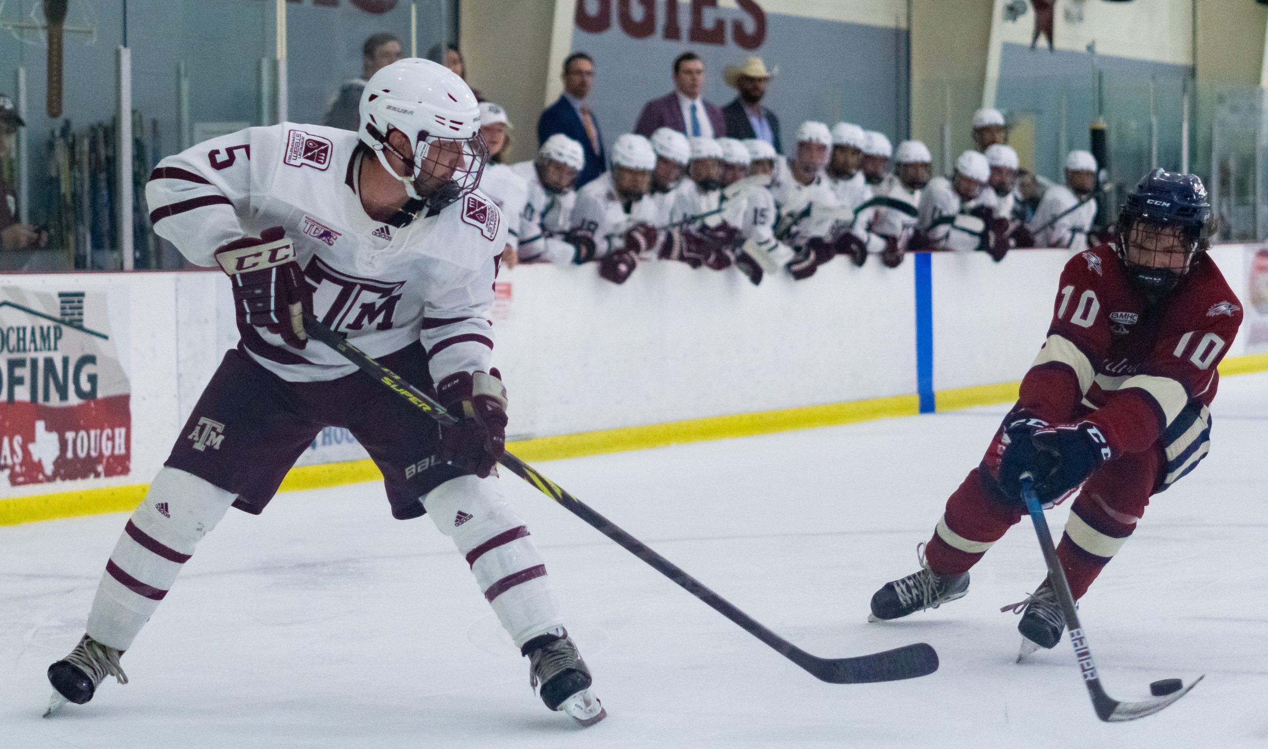 Ice+Hockey+vs.+Metro+State+University+-+Denver