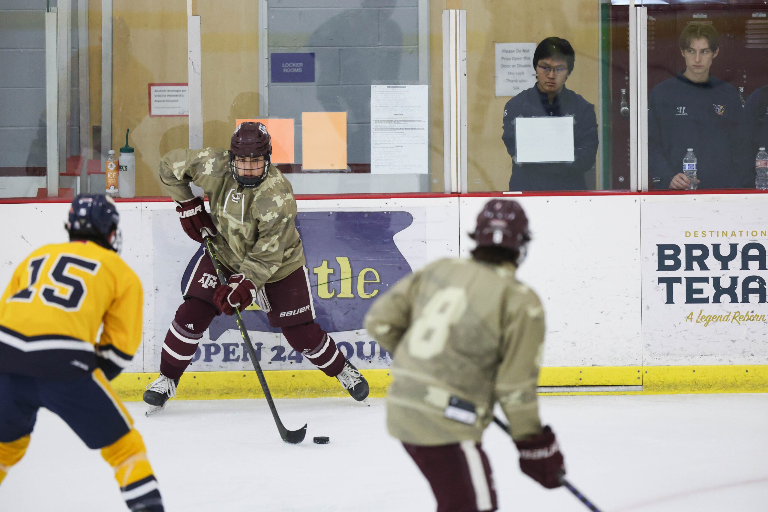 GALLERY: Ice Hockey vs. ETBU