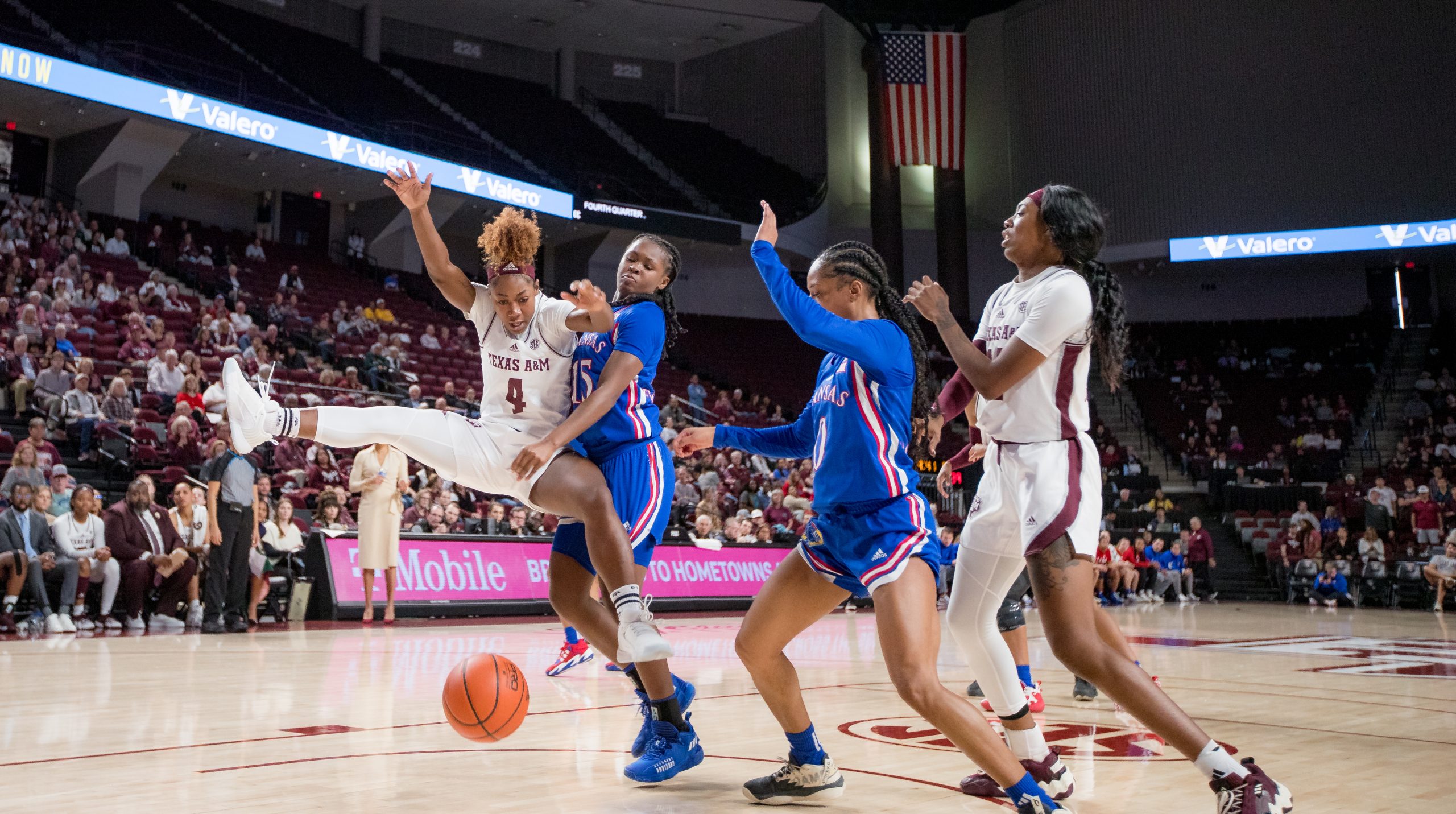 GALLERY: Women's Basketball vs. Kansas