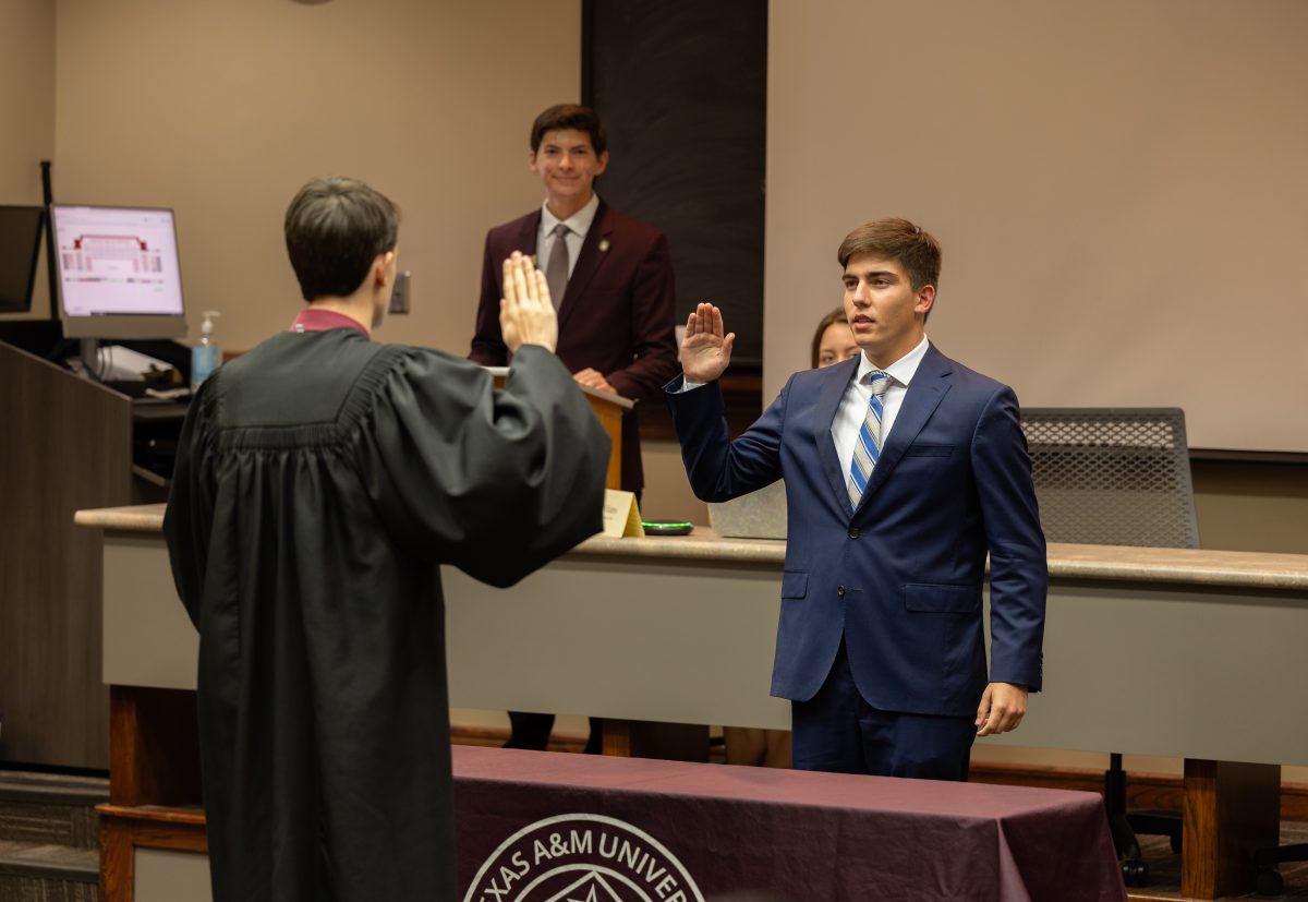 <p>Student Body President Andrew Applewhite is sworn in at the Student Senate meeting on Wednesday, Oct. 11, 2023.</p>