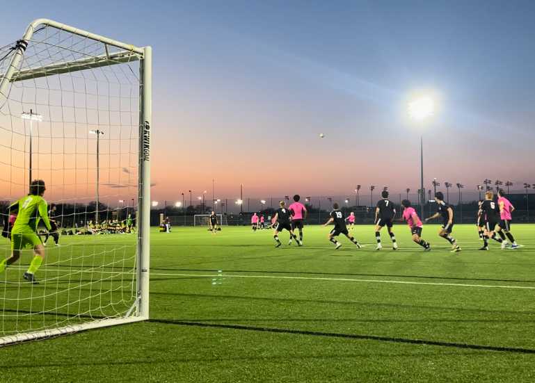 Texas A&M men’s club soccer team defends a set piece against Bell County FC March 2 at Penberthy Rec Sports Complex. (Photo by Mathias Cubillan, JOUR 359 Contributor)