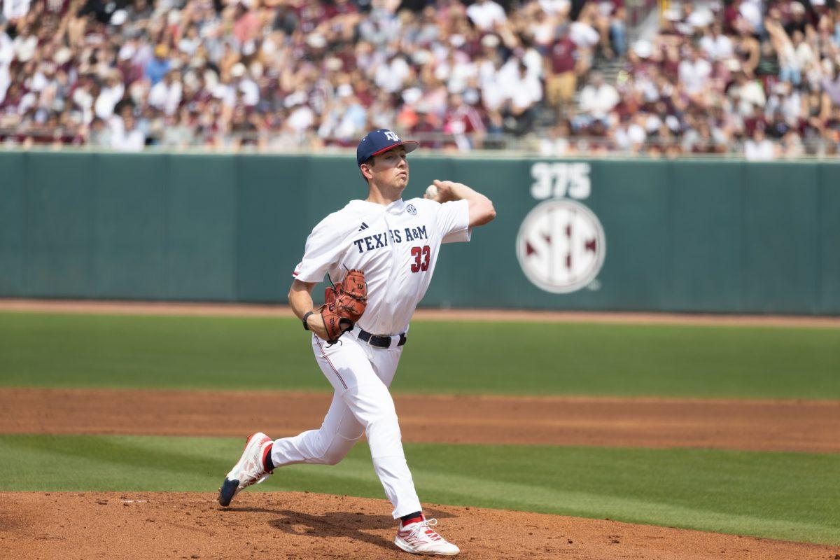 Sophomore LHP Justin Lamkin (33) pitches during Texas A&Ms game against Mississippi State on March 23rd, 2023 at Olsen Field. (Jaime Rowe/The Battalion)