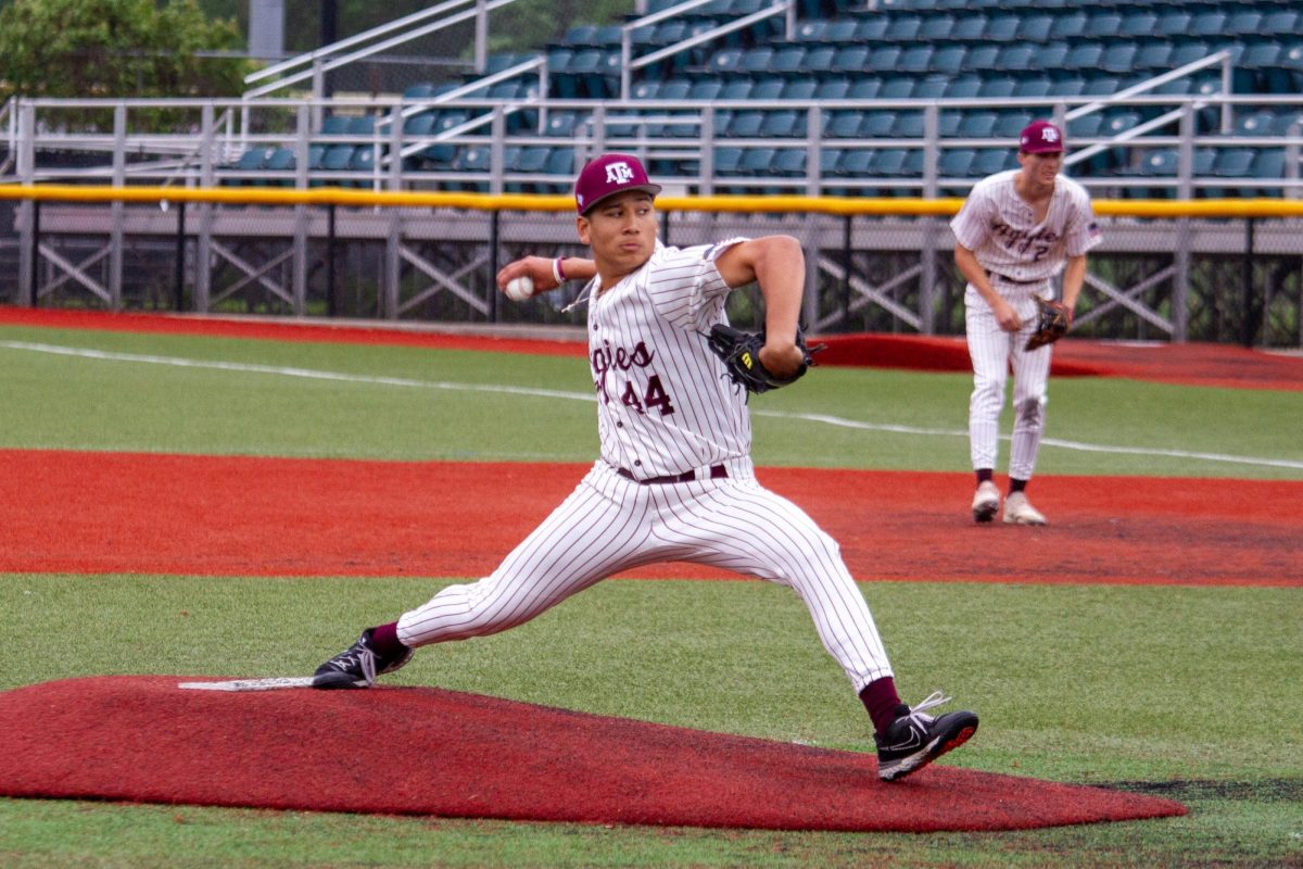 Civil engineering sophomore pitcher Miguel Munoz on the mound against UT in the April 20-21 series at Brazos Valley Bomber Stadium. (Photo by Colin Siow and A&M Club Baseball)