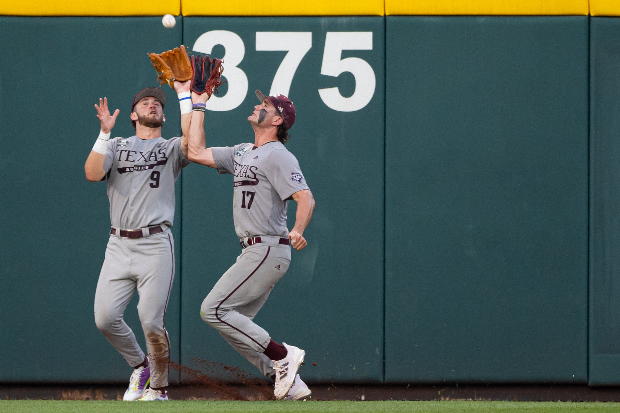 GALLERY: Baseball vs. Tennessee (NCAA Men's College World Series)