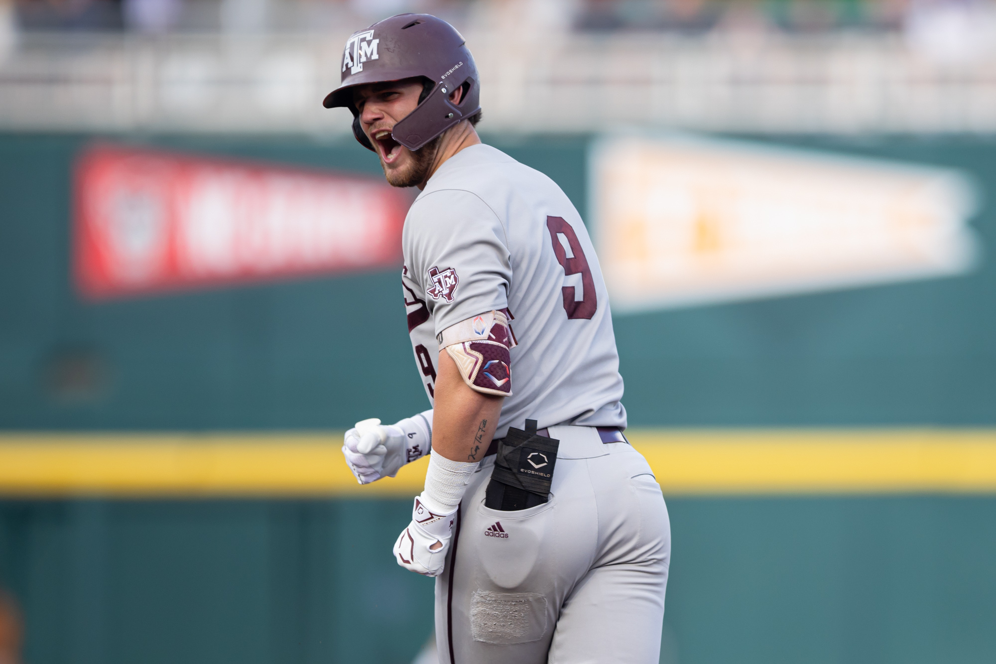 GALLERY: Baseball vs. Tennessee (NCAA Men's College World Series)