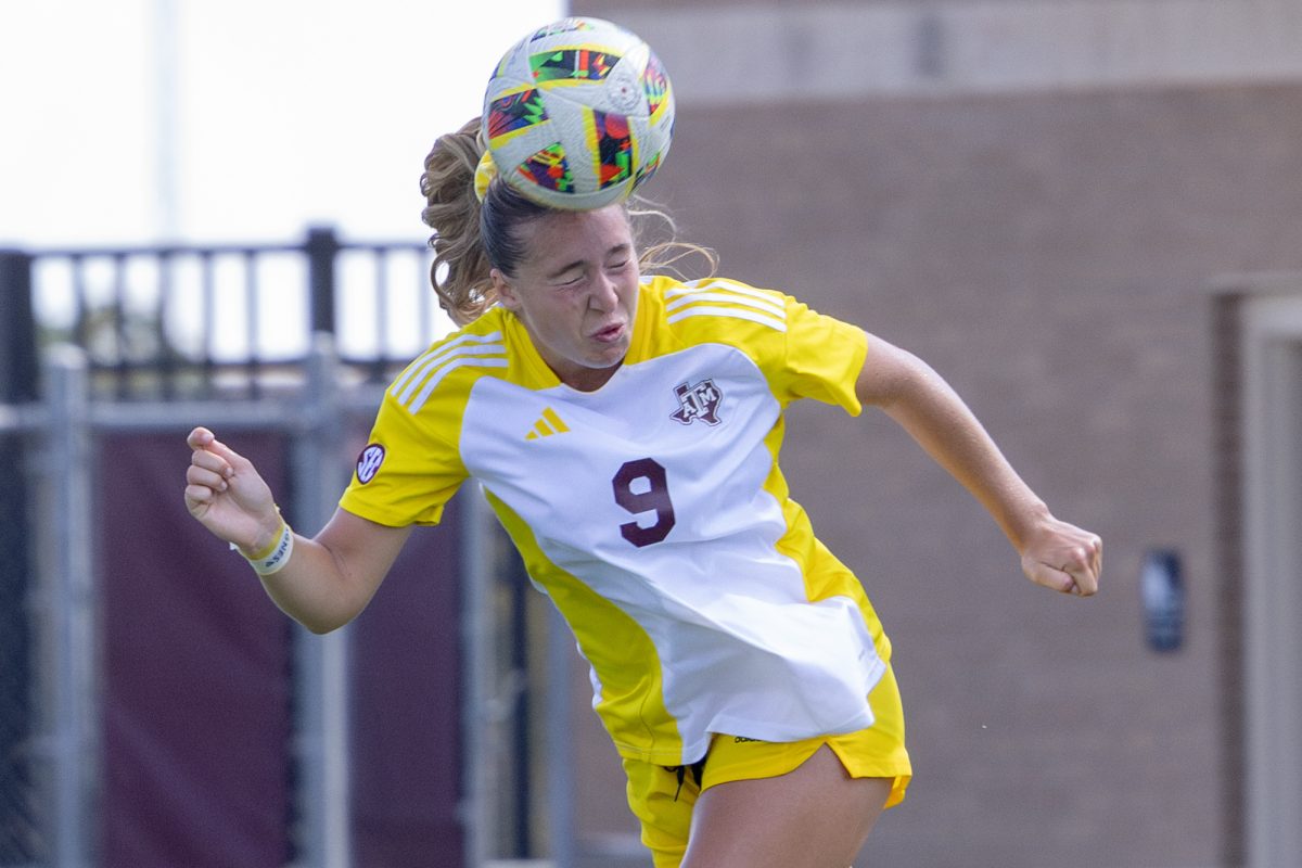 Texas A&amp;M midfielder Taylor Pounds (9) heads the ball during Texas A&amp;M’s game against Oklahoma at Ellis Field on Sunday, Sept. 22, 2024. (Micah Richter/The Battalion)