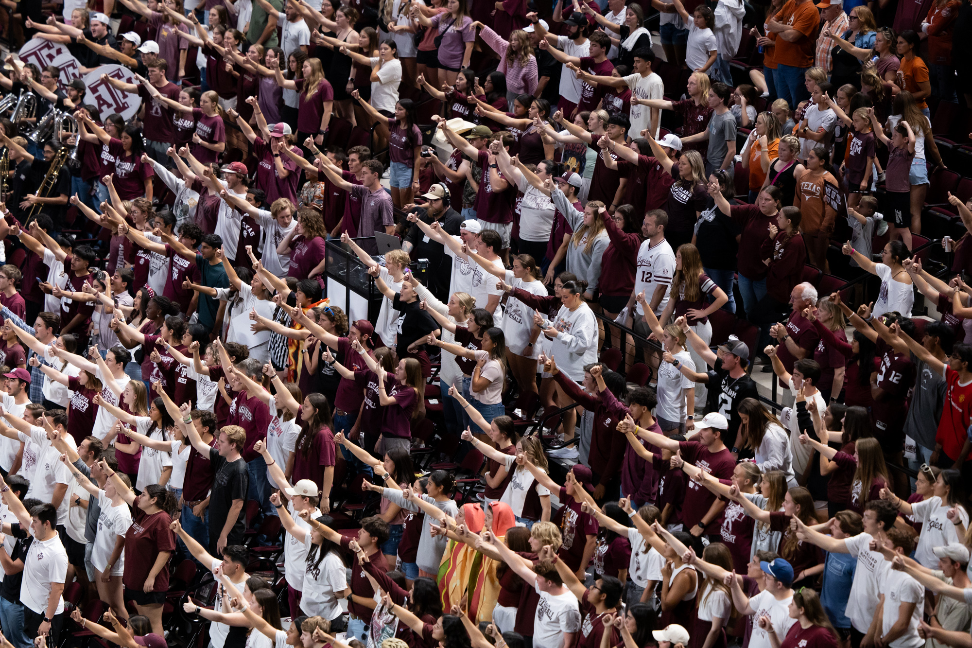 GALLERY: Volleyball vs. Texas