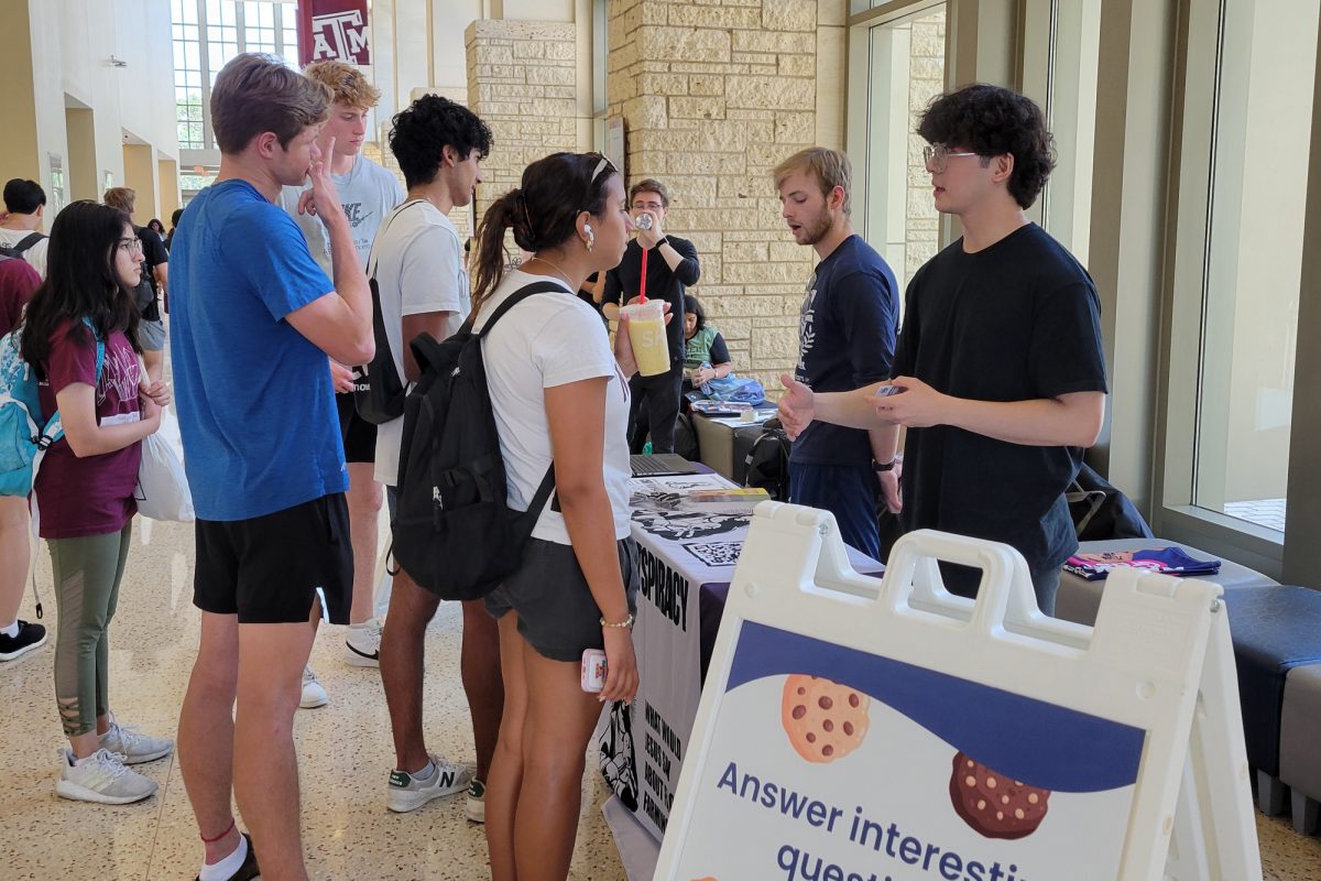 Students from Allied Scholars for Animal Protection table at the Memorial Student Center on Wednesday, Aug. 21, 2024. (Photo courtesy of Dr. Faraz Harsini)