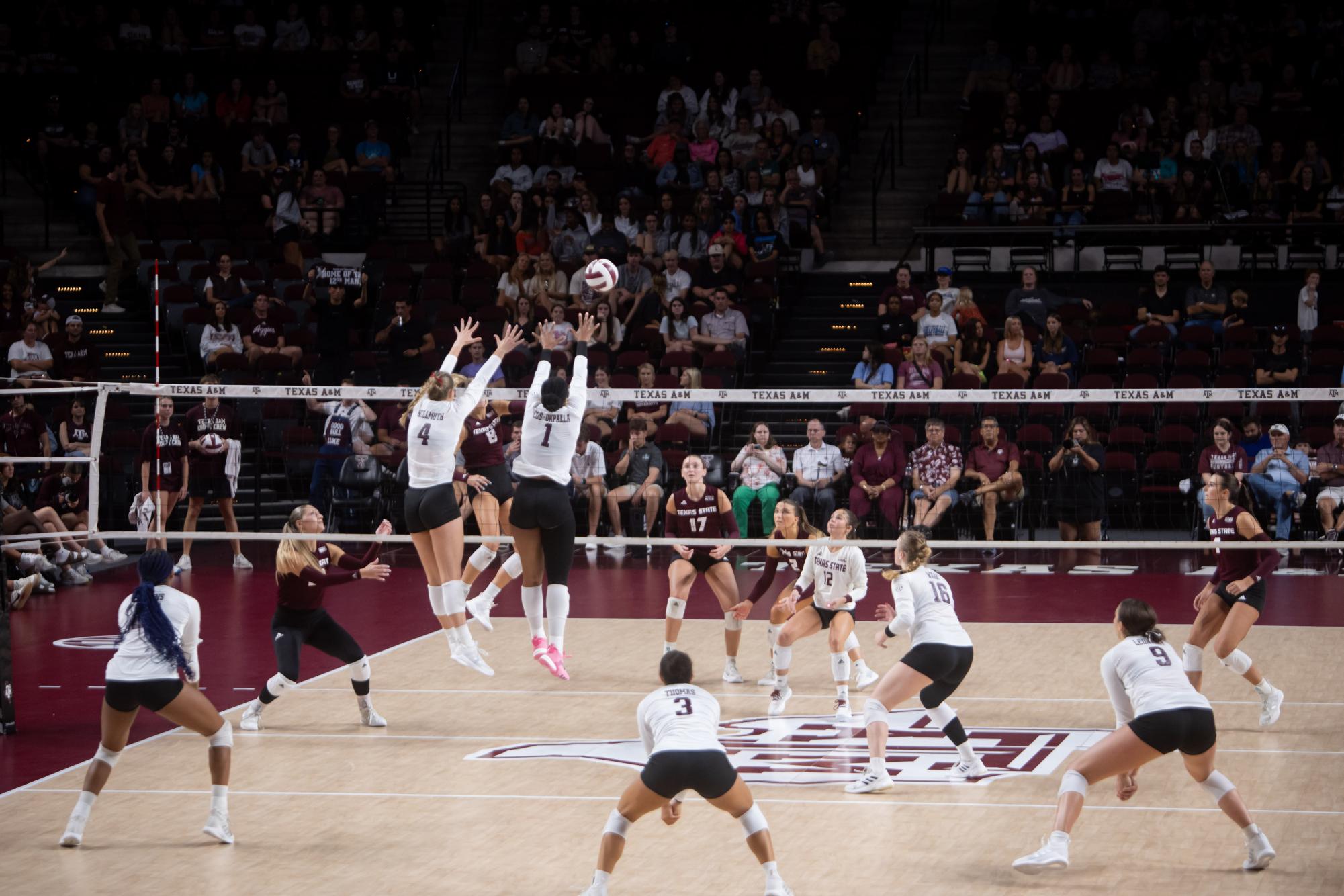 GALLERY: Volleyball vs. Texas State