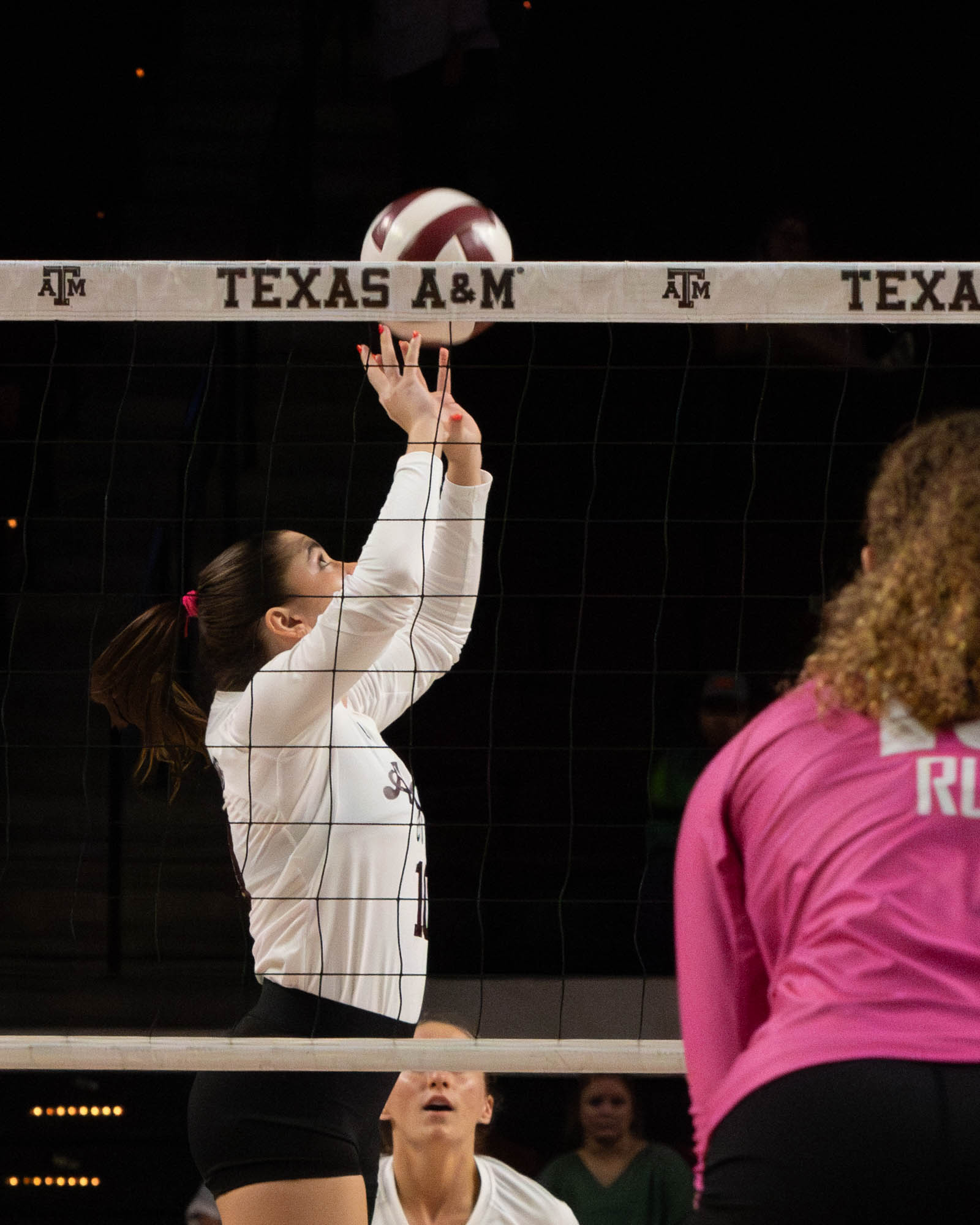 GALLERY: Volleyball vs. Arkansas