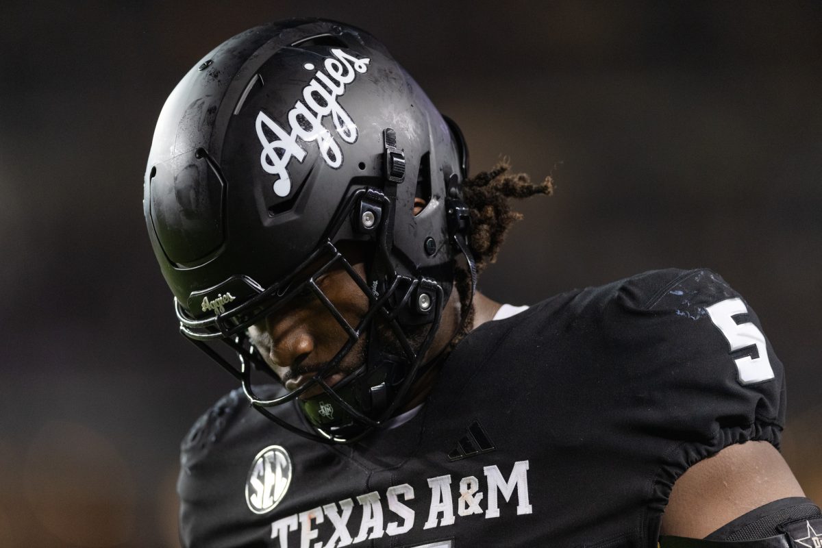 Texas A&amp;M Aggies defensive tackle Shemar Turner (5) during Texas A&amp;M's game against LSU at Kyle Field on Saturday, Oct. 26, 2024. (Adriano Espinosa/The Battalion)